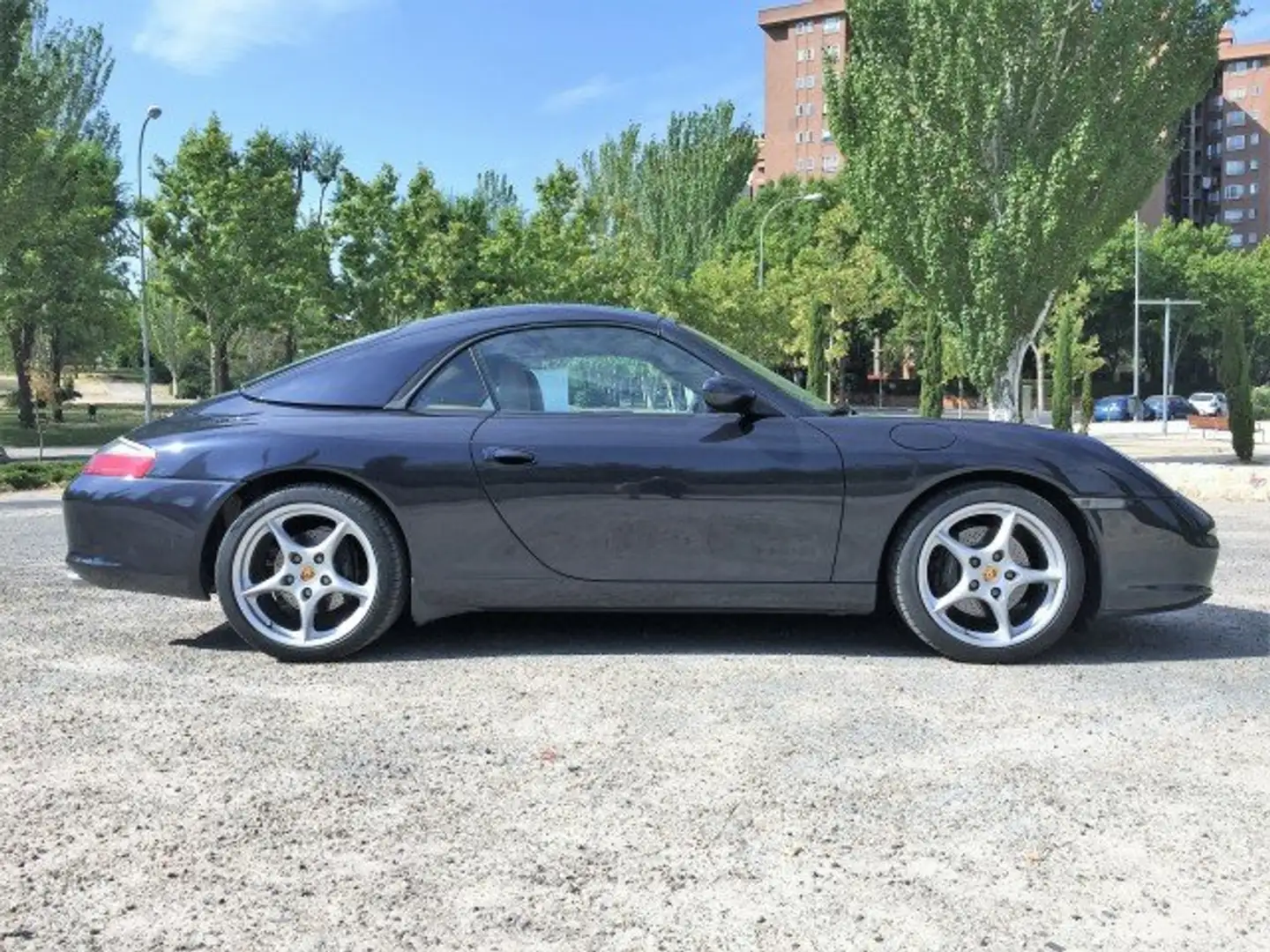 Porsche 996 911 Carrera Cabrio Manual. MY 2004 Gris - 2