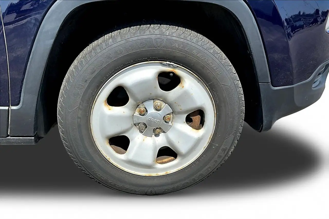 Jeep Cherokee снимка Jeep Cherokee