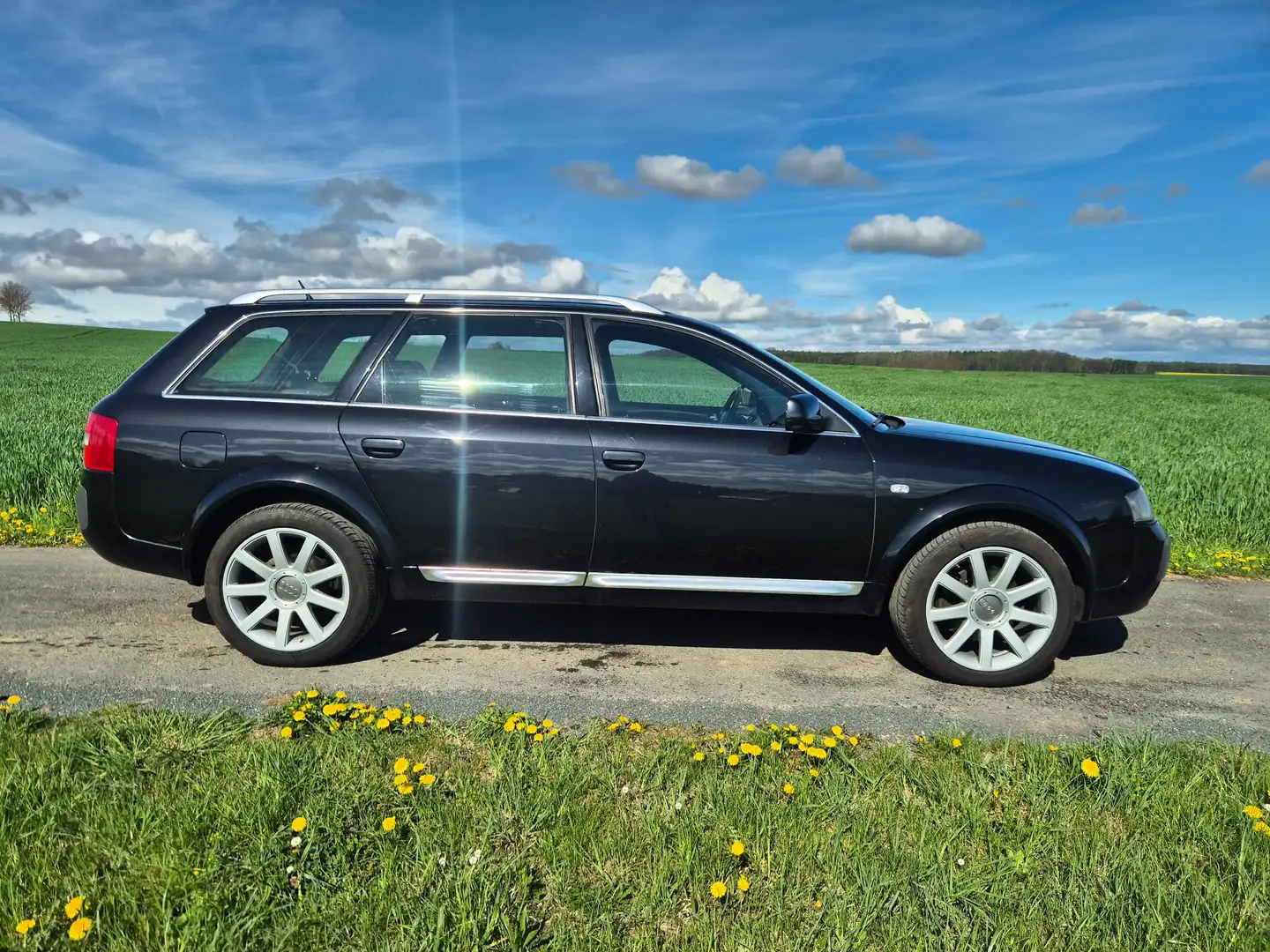 Audi Allroad Allroad Quattro 2.5 TDI Zwart - 1