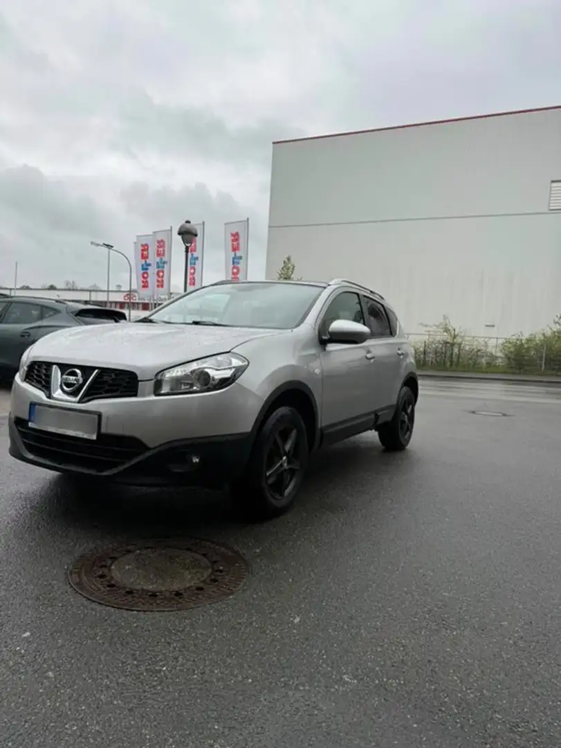 Nissan Qashqai 2.0 acenta - 1