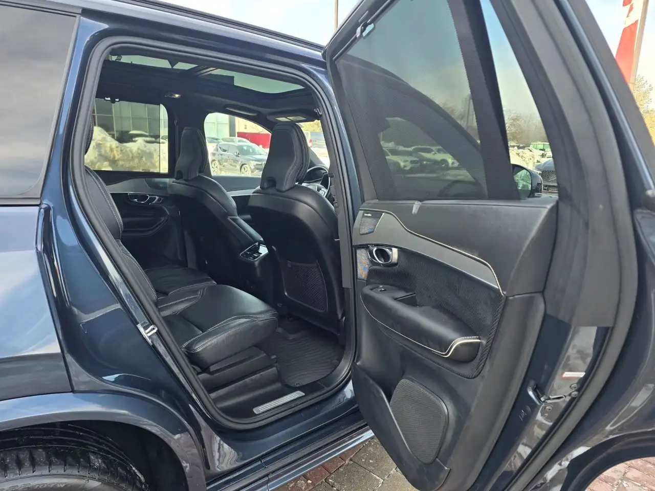 Volvo XC90 снимка Volvo XC90