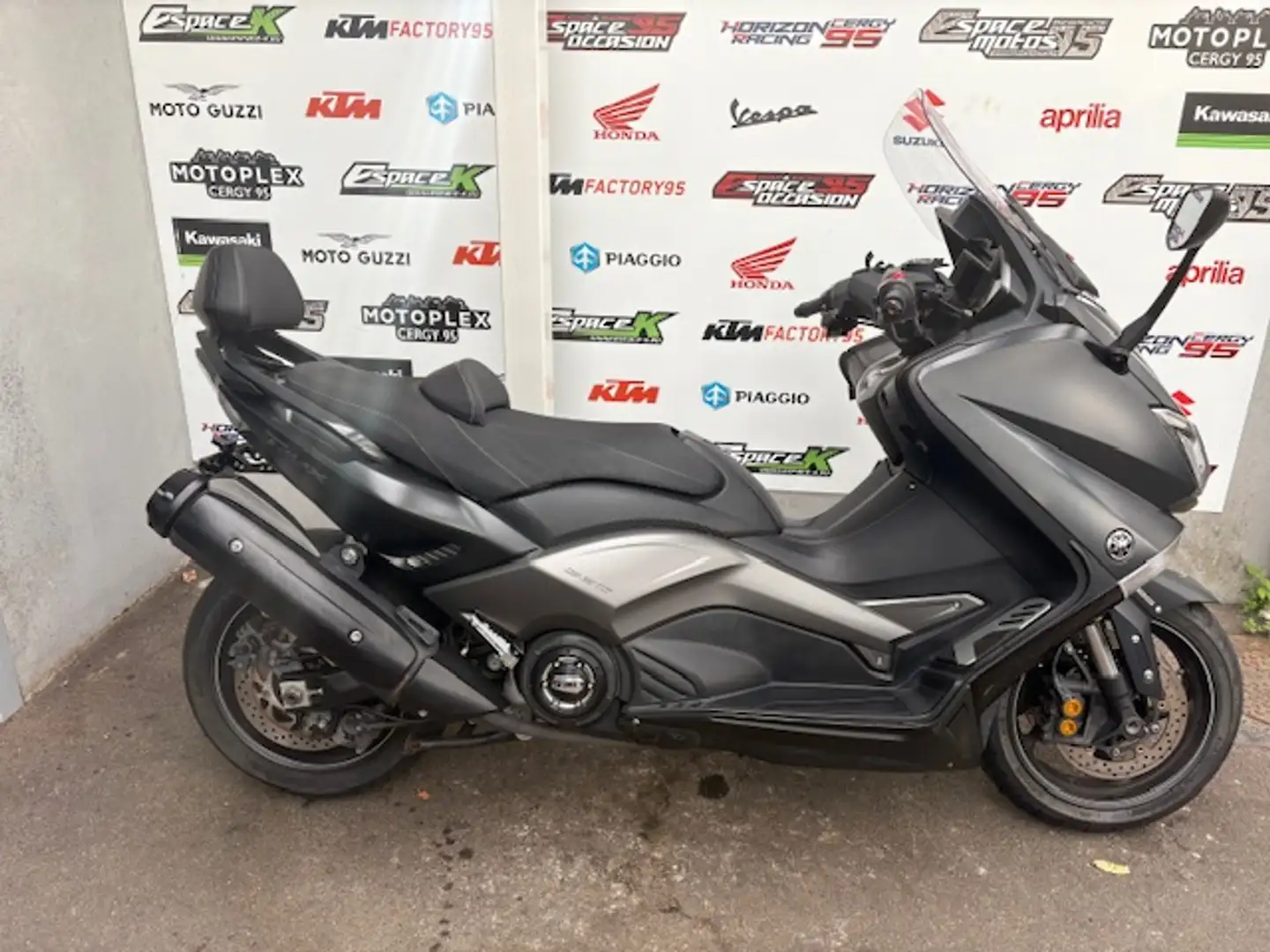 Yamaha TMAX 530 - 1