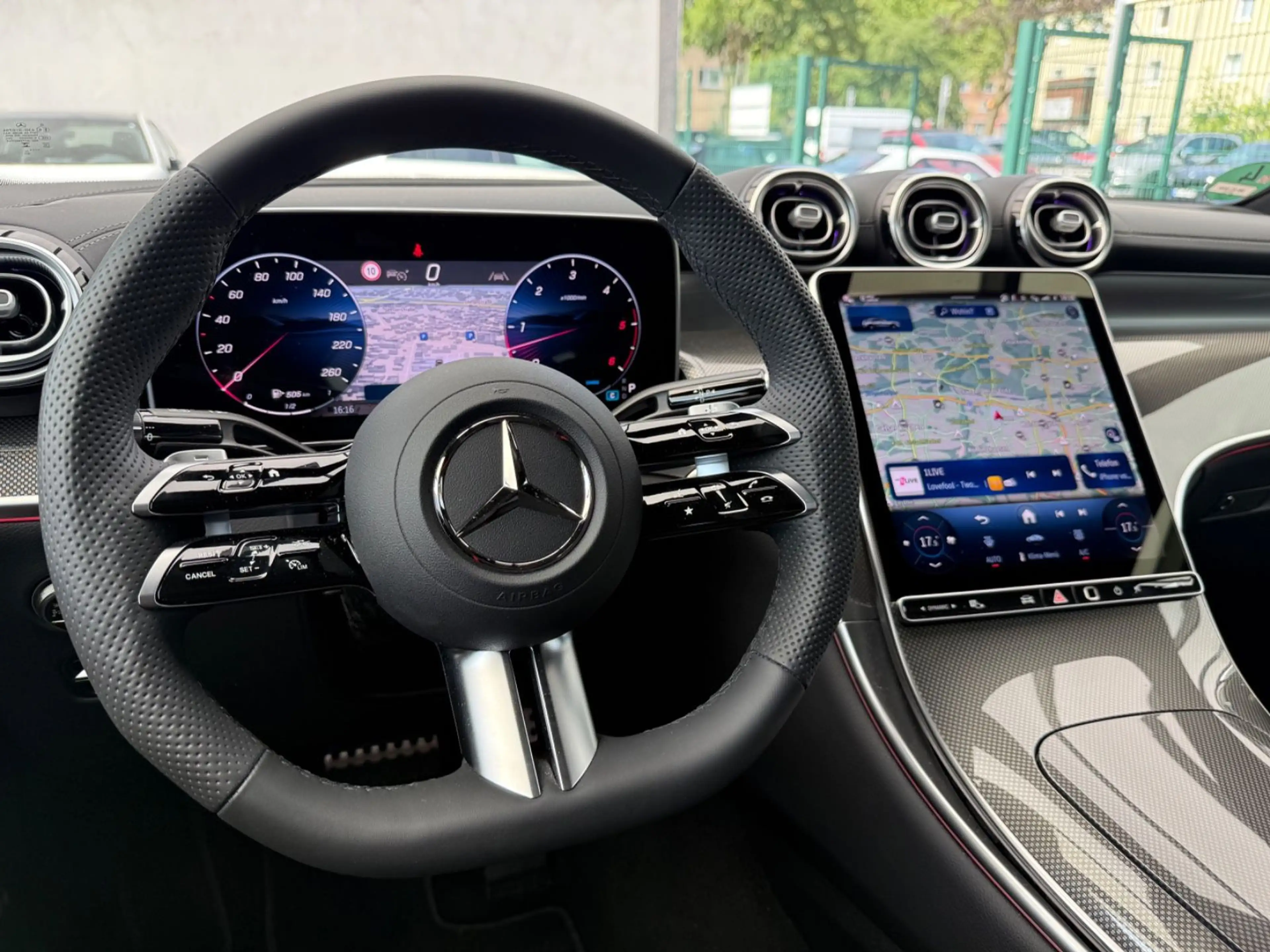 Mercedes-Benz GLC 450 d 4Matic Edition AMG Line *PANO* — photo 15