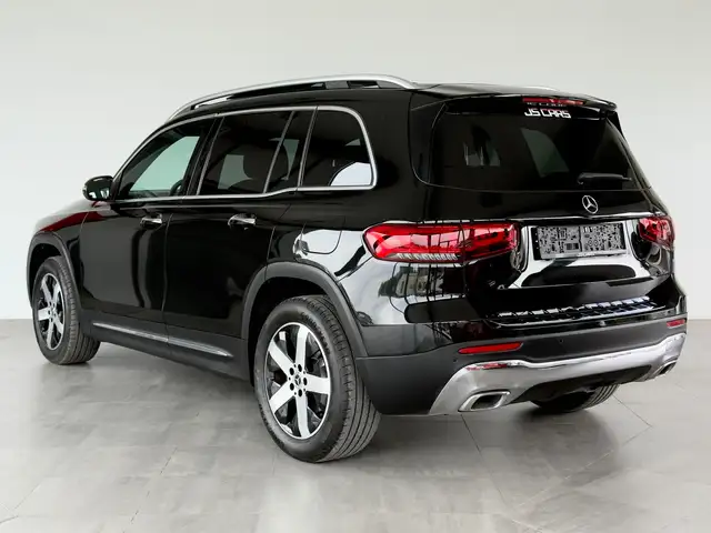 Mercedes-Benz GLB view 7