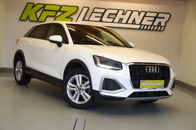 Audi Q2 view 3