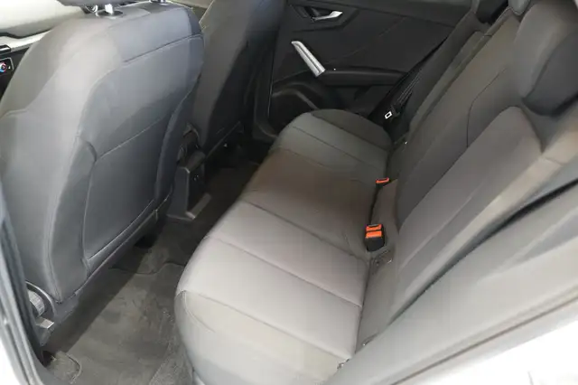 Audi Q2 view 15