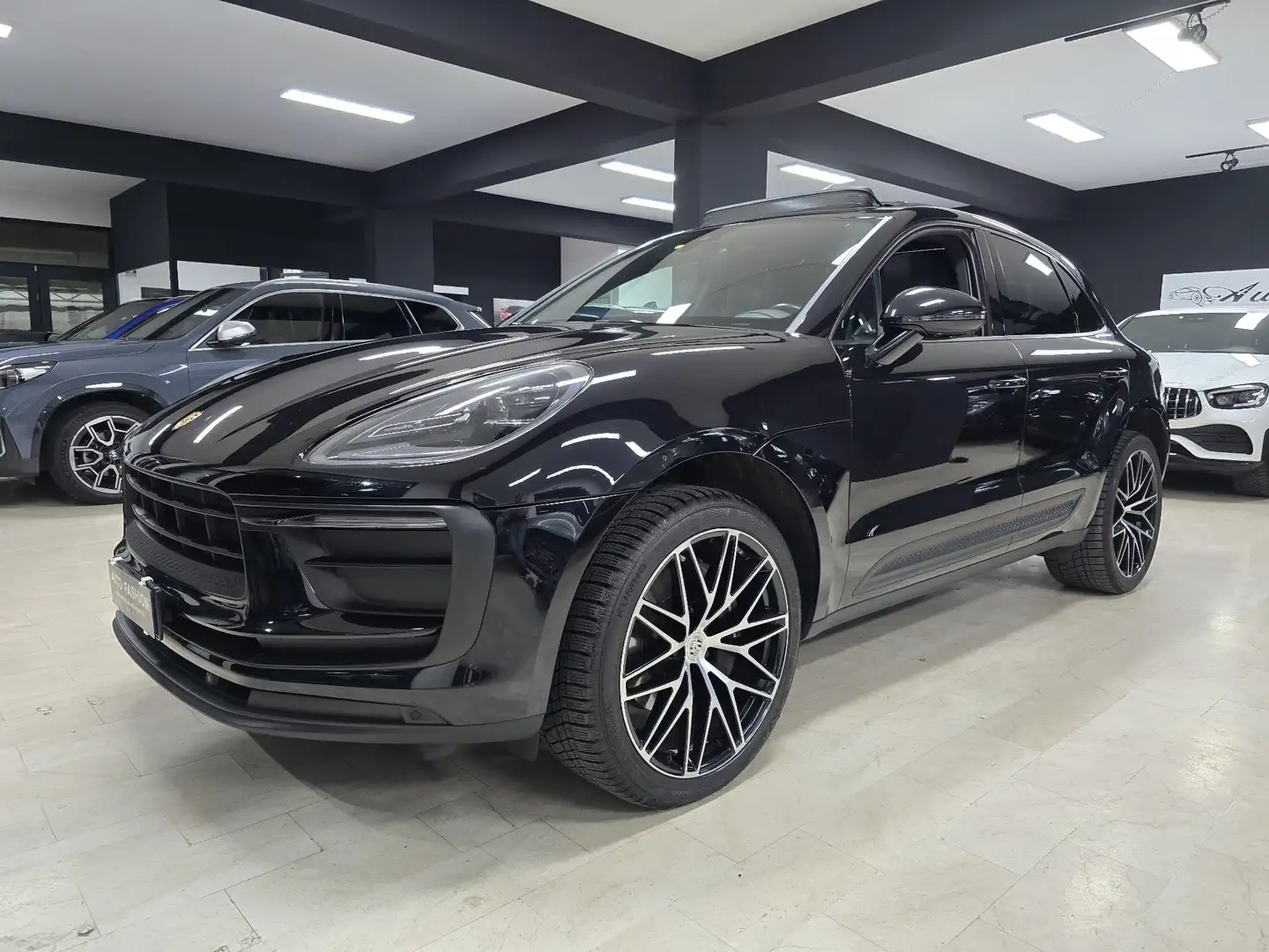 Porsche Macan Macan 2.0 265cv pdk (Tetto panorama) Noir - 1