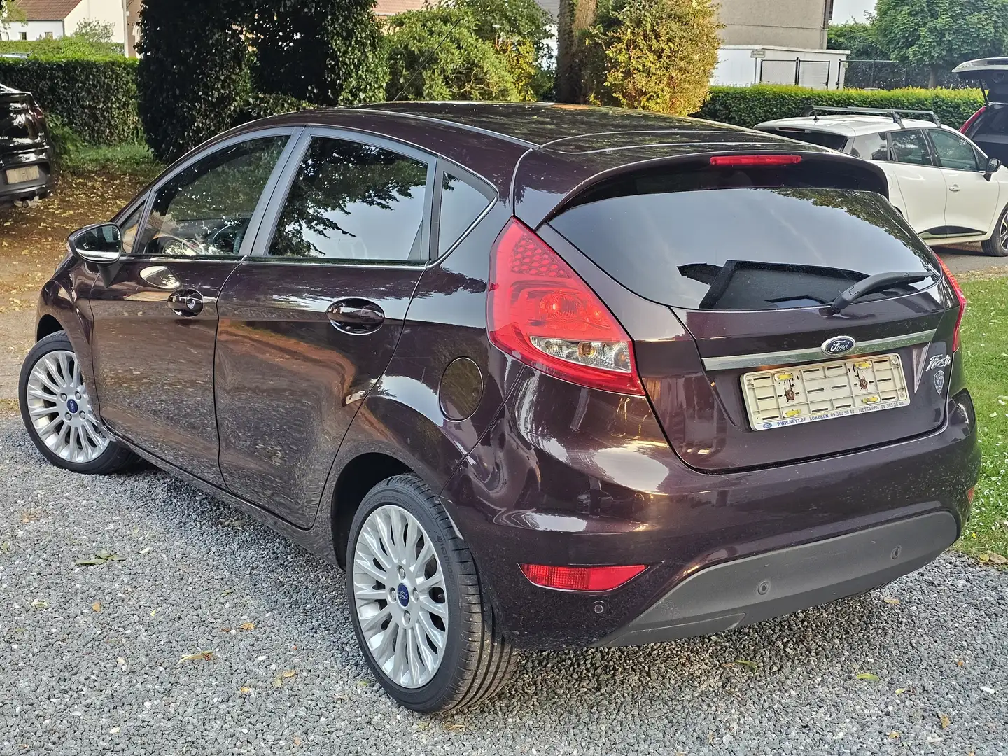 Ford Fiesta 1.25i * 1 MAIN * AIRCO+P.RADAR+... * CAR PASS * Paars - 2