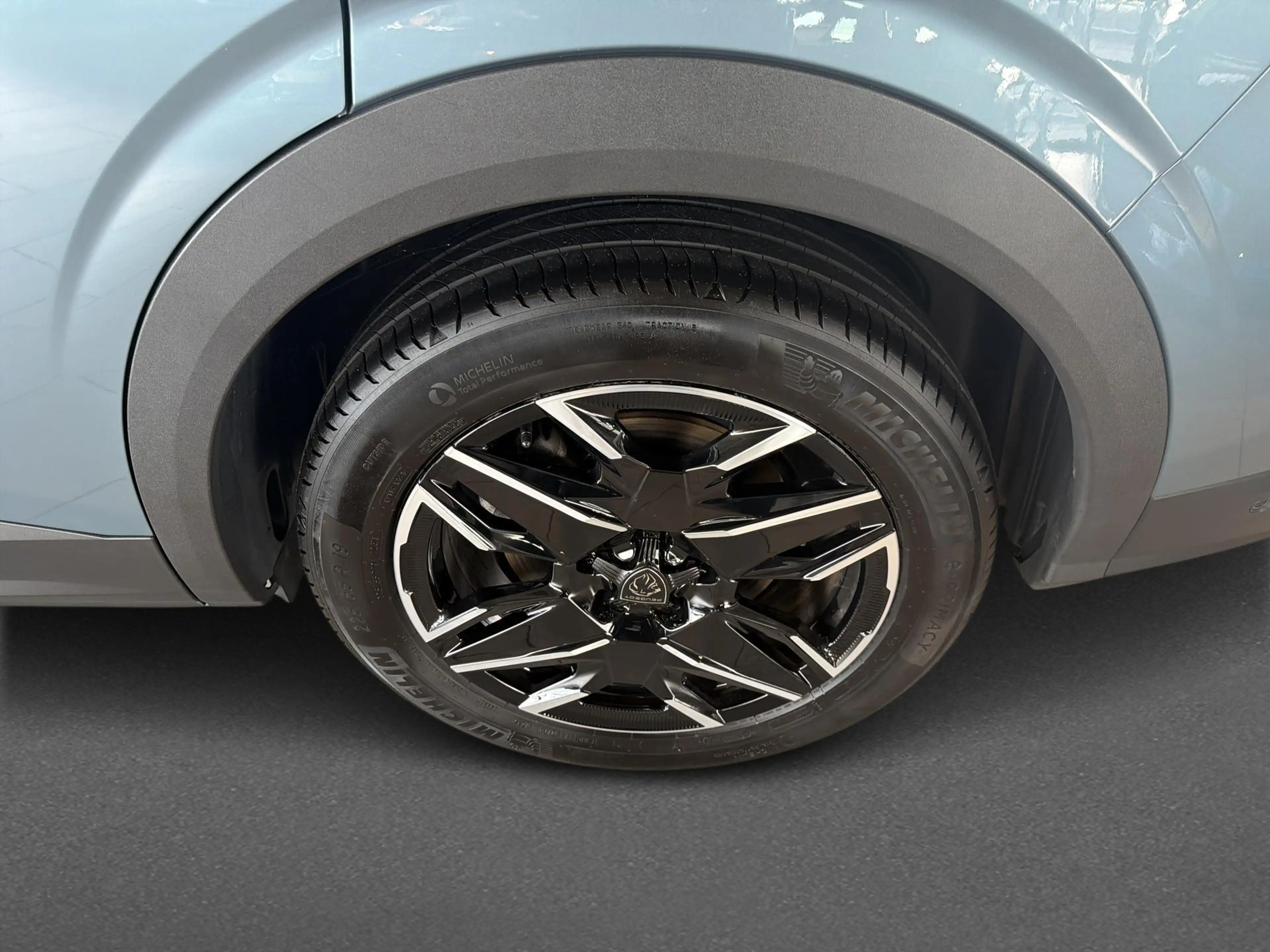 Peugeot 5008 1.2 Hybrid 145 Allure 7p | Achteruitrijcamera | Ap — photo 11