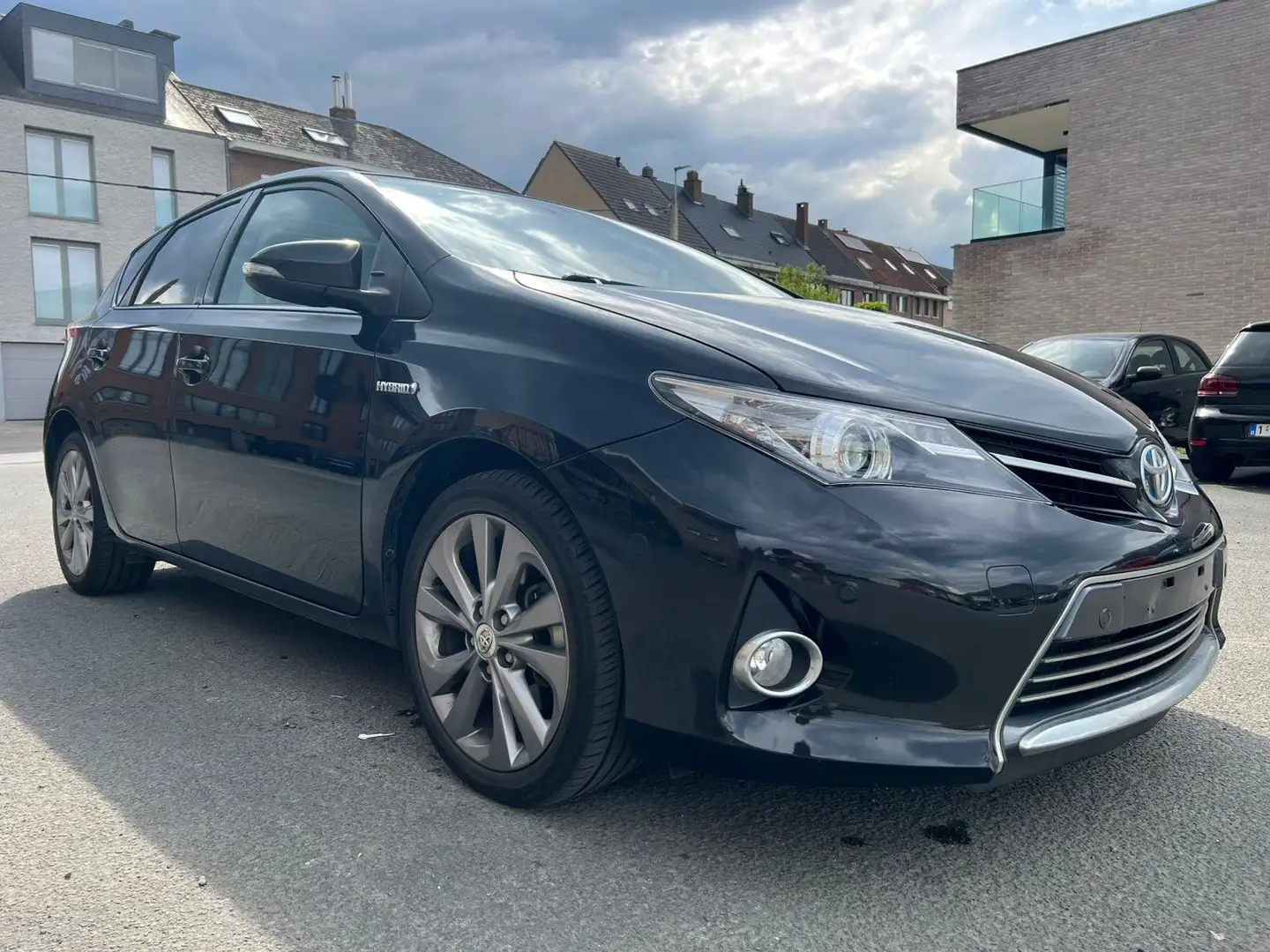 Toyota Auris 1.8i HSD Premium CVT Noir - 2