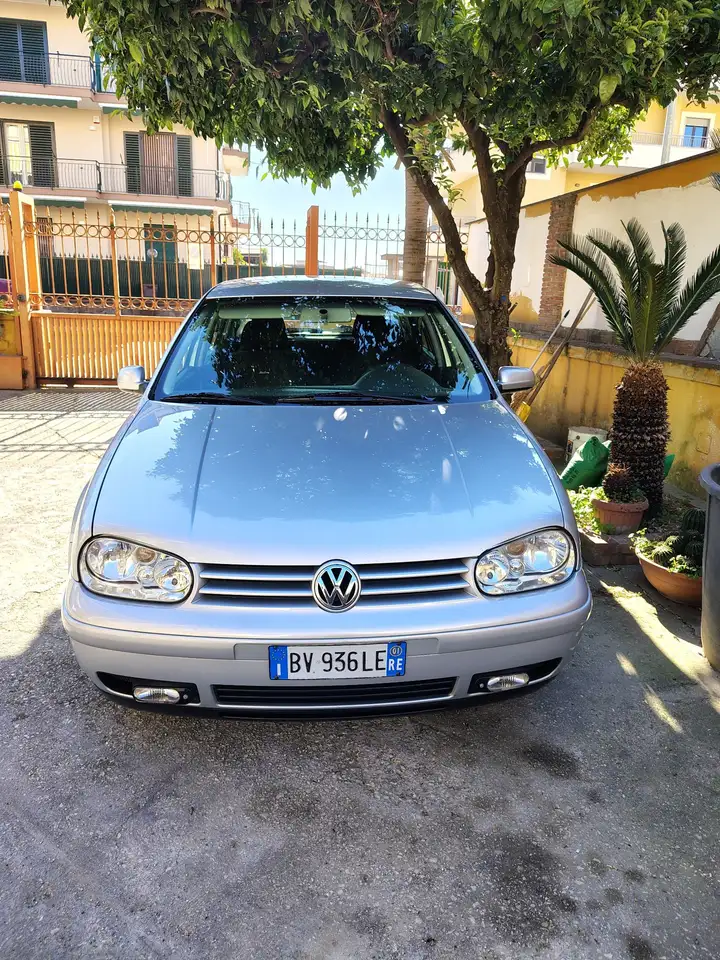 Volkswagen Golf 5p 1.9 tdi Highline 110cv, foto 3