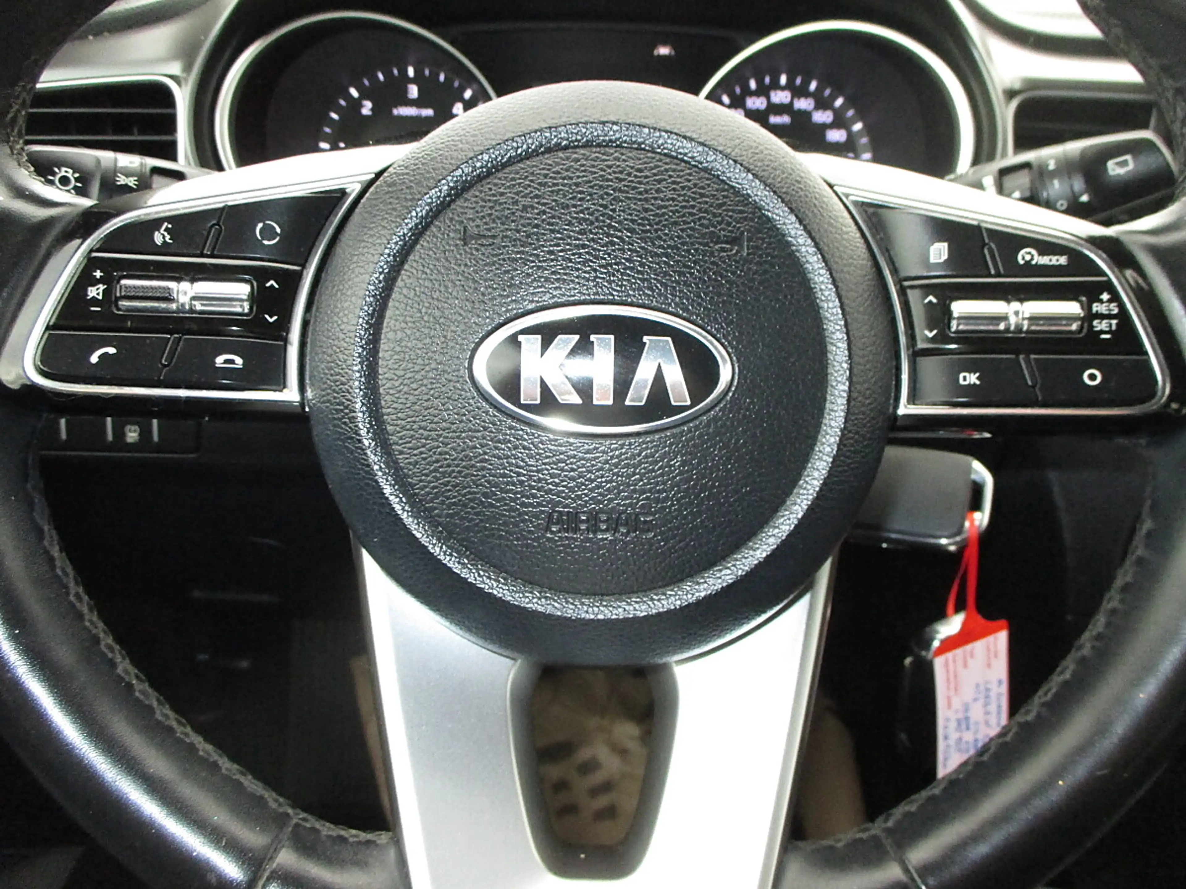 Kia Ceed SW / cee'd SW ceed SW 1,6 CRDi SCR ISG Silber 48V — photo 6