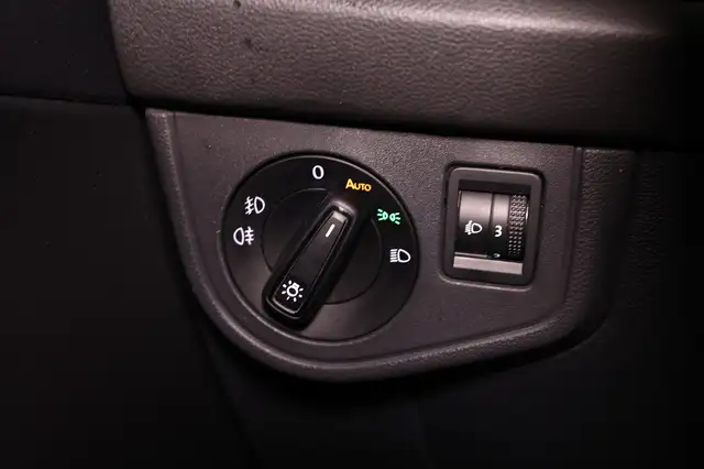 Volkswagen Polo view 11