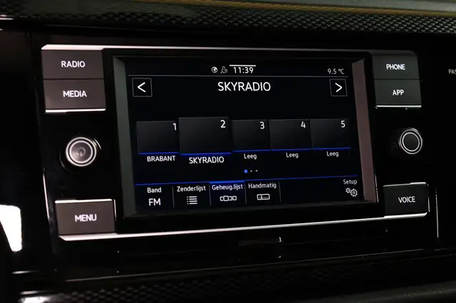 Volkswagen Polo view 17