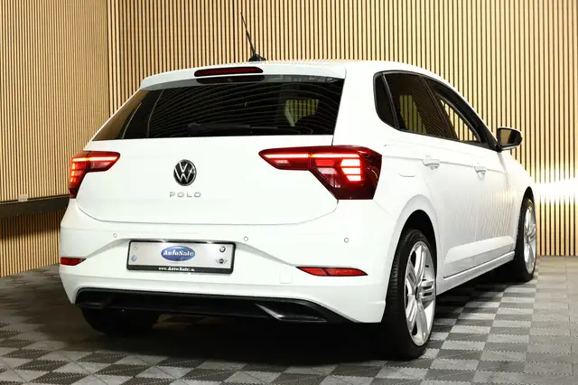 Volkswagen Polo view 3
