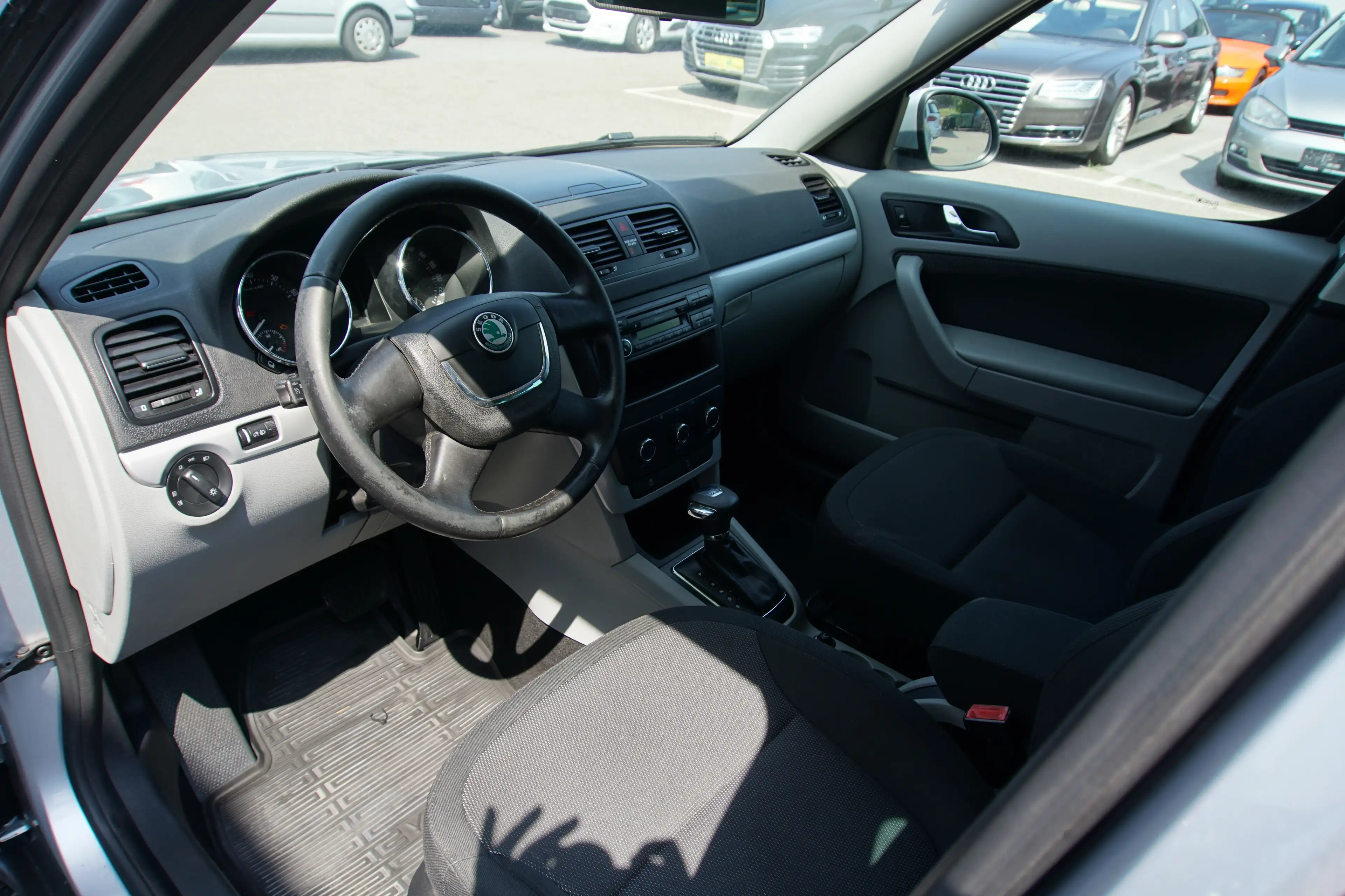 Skoda Yeti Ambition — photo 9