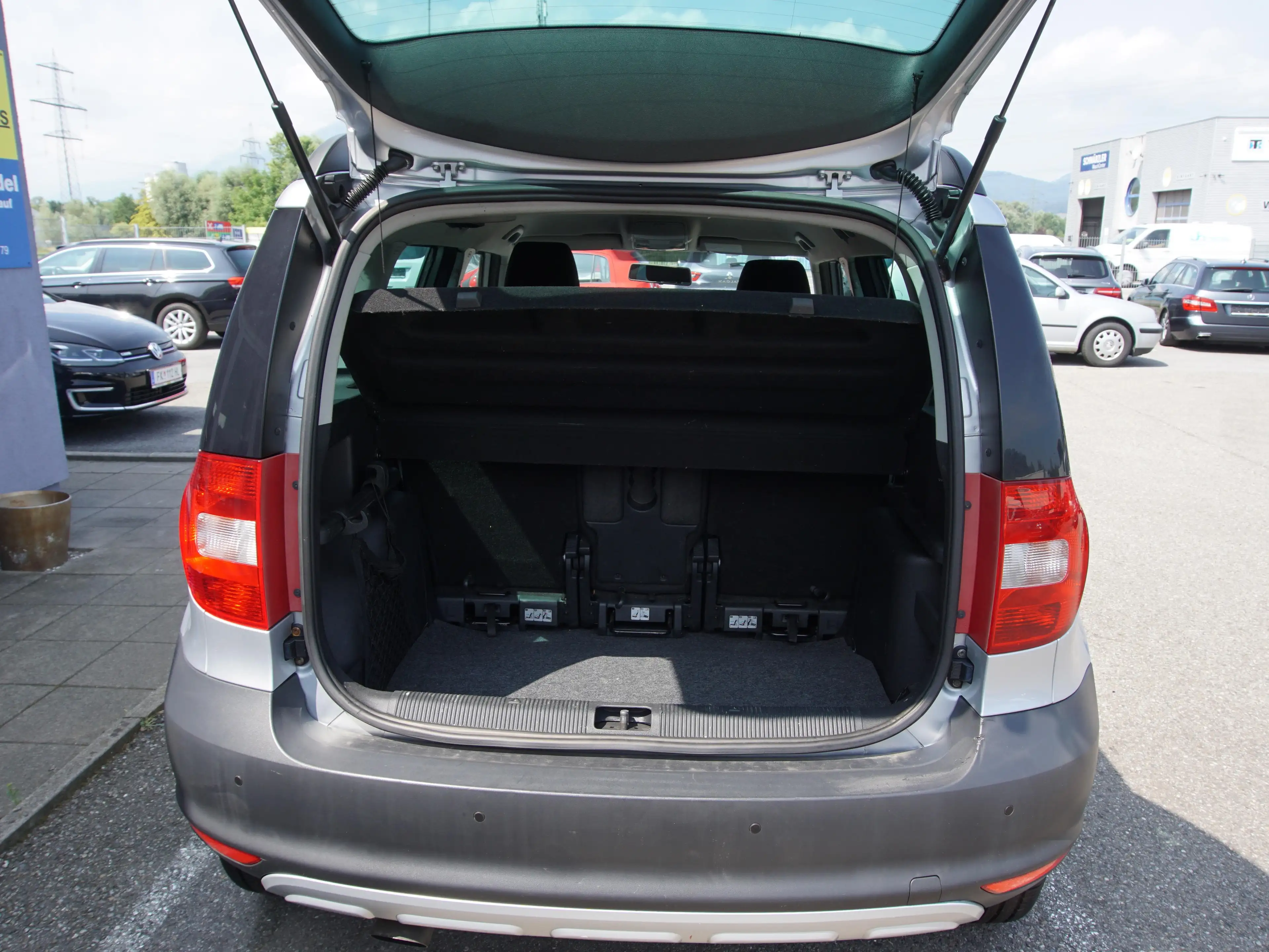 Skoda Yeti Ambition — photo 15