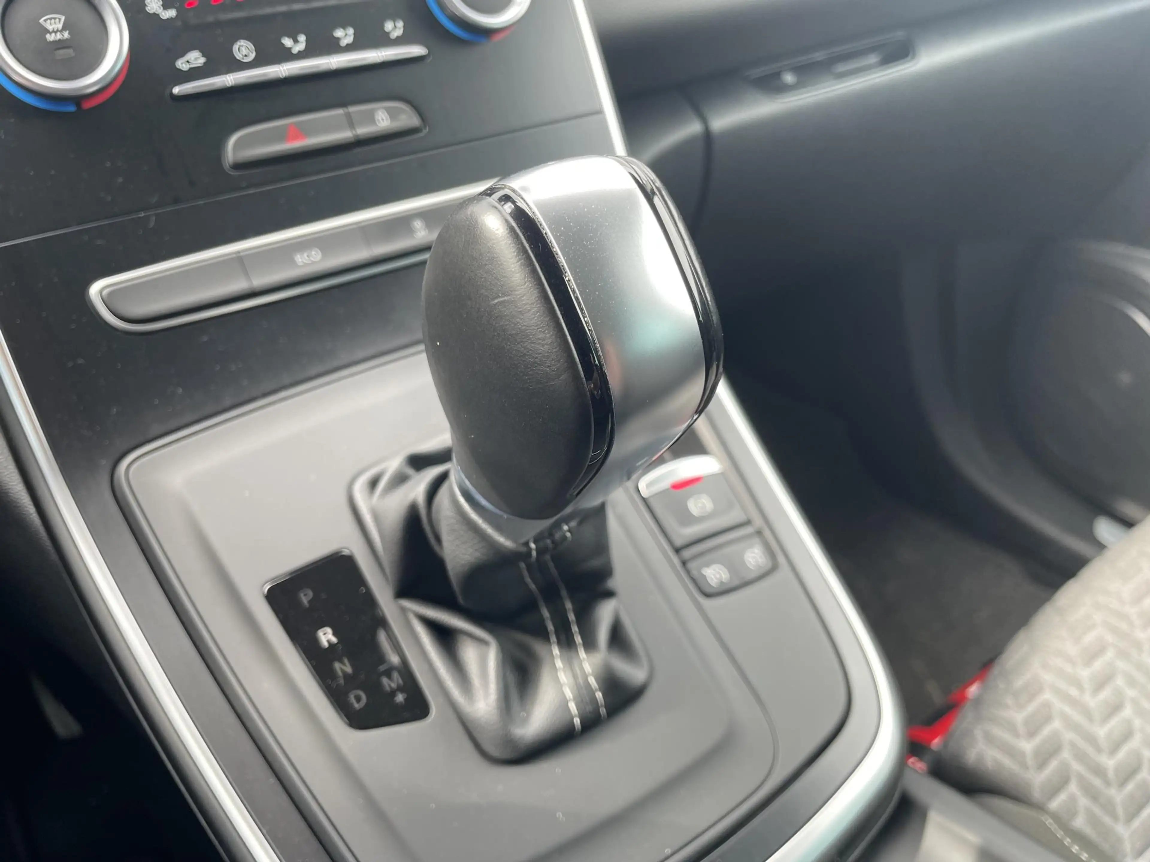 Renault Grand Scenic 1.3 TCe Limited 7p. | Navigatie | Camera | Automaa — photo 17