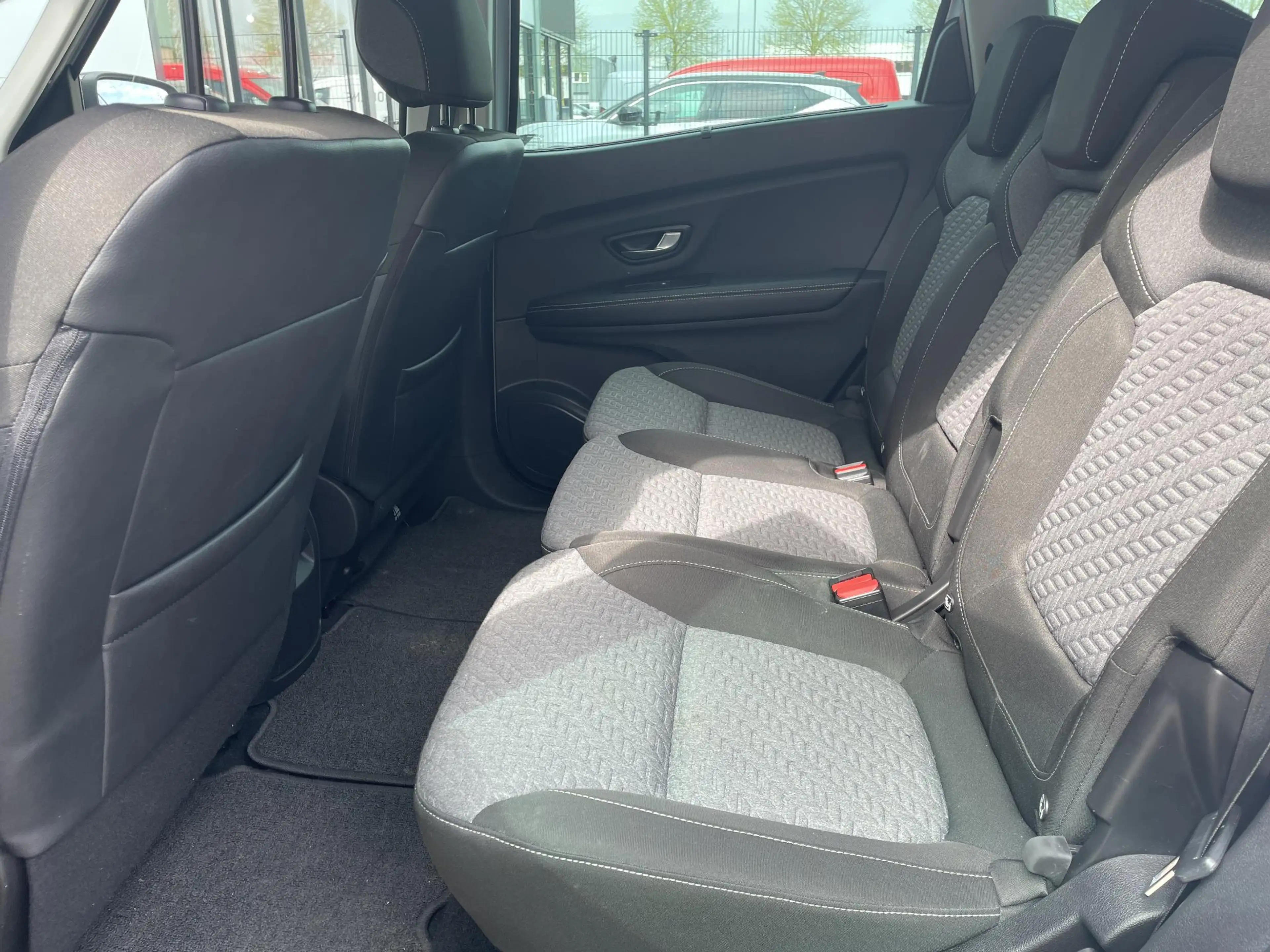 Renault Grand Scenic 1.3 TCe Limited 7p. | Navigatie | Camera | Automaa — photo 10