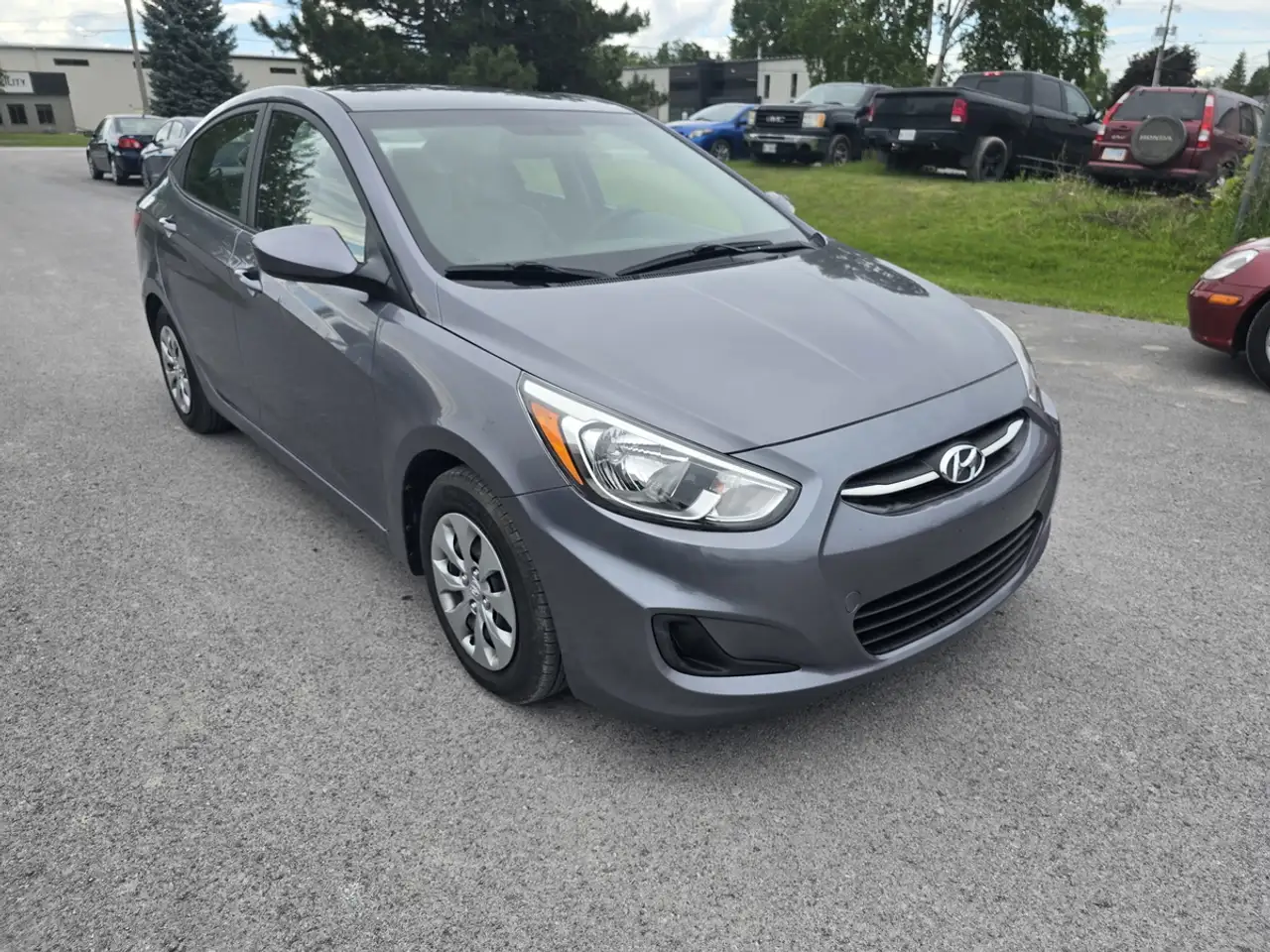 Hyundai ACCENT снимка Hyundai ACCENT