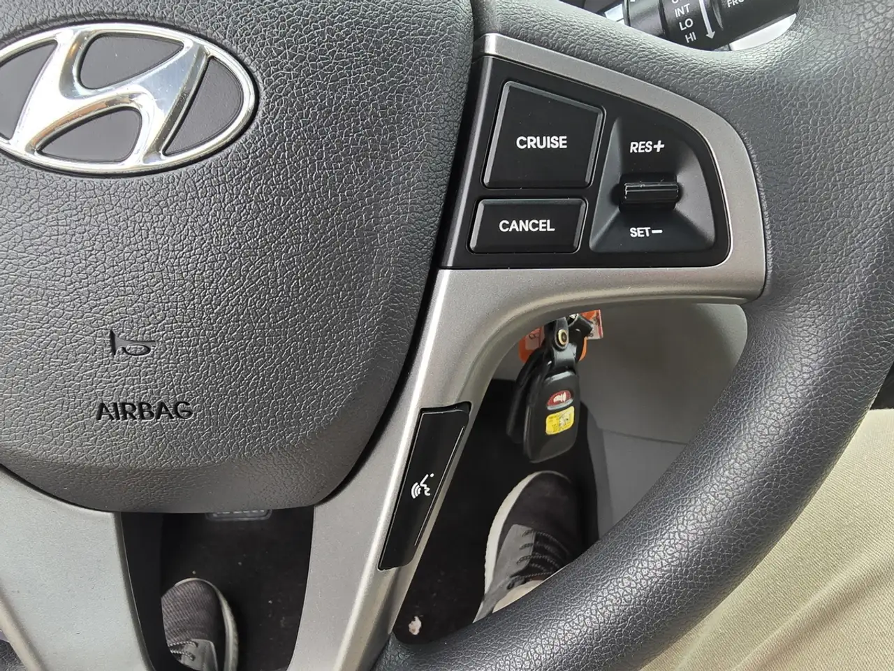 Hyundai ACCENT снимка Hyundai ACCENT