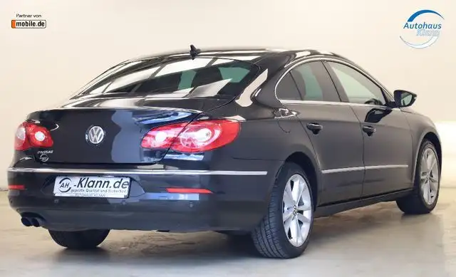 Volkswagen Passat view 6