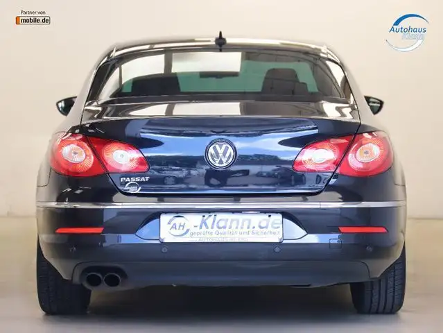 Volkswagen Passat view 7
