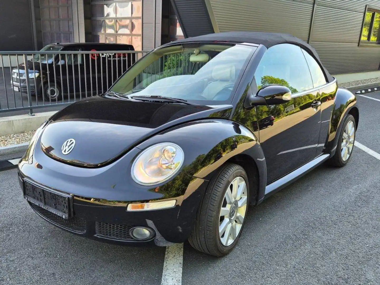 Volkswagen Beetle Beetle Cabriolet 1,4 Schwarz - 1