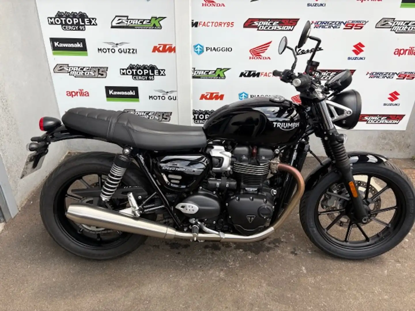 Triumph Speed Twin - 1