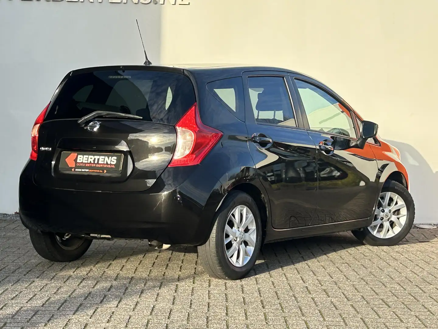 Nissan Note 1.2 Connect Edition | Trekhaak | Navigatie | Prijs Noir - 2