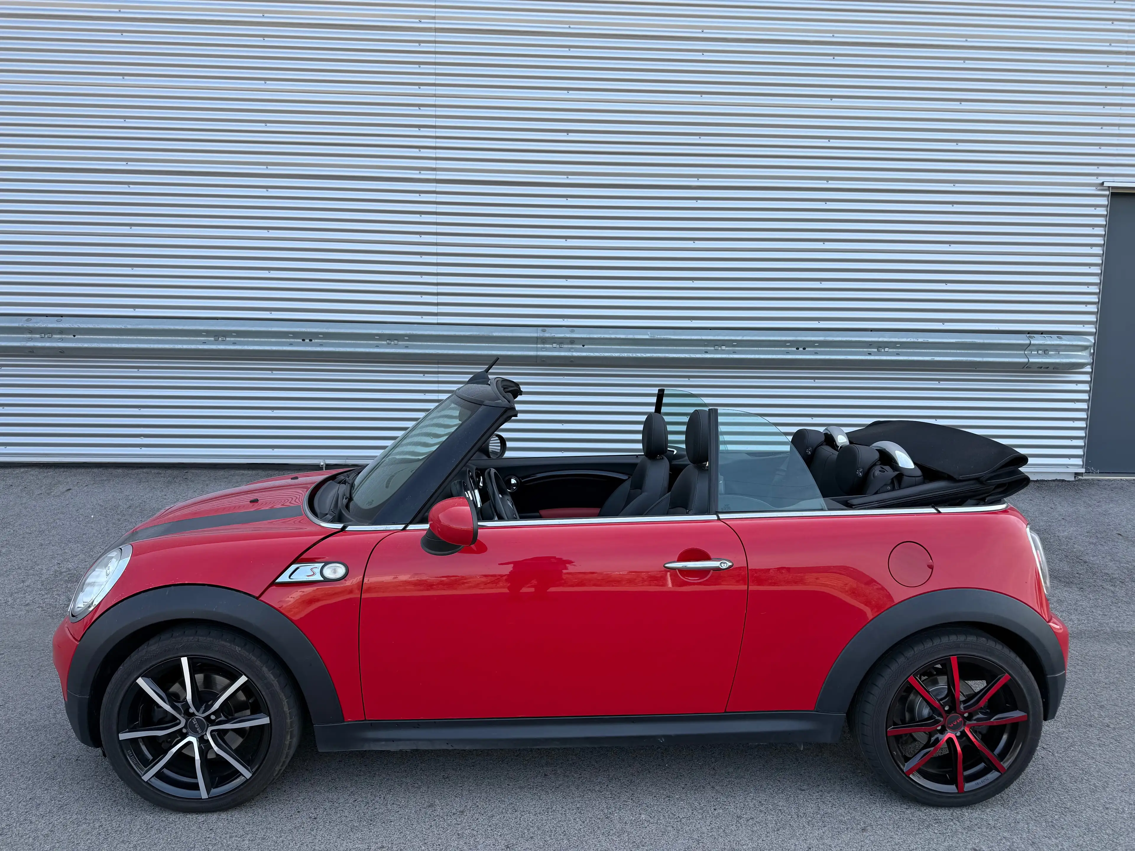 MINI Cooper S Cabrio 1,6 Austrian Chili Aut. ID:46 — photo 4