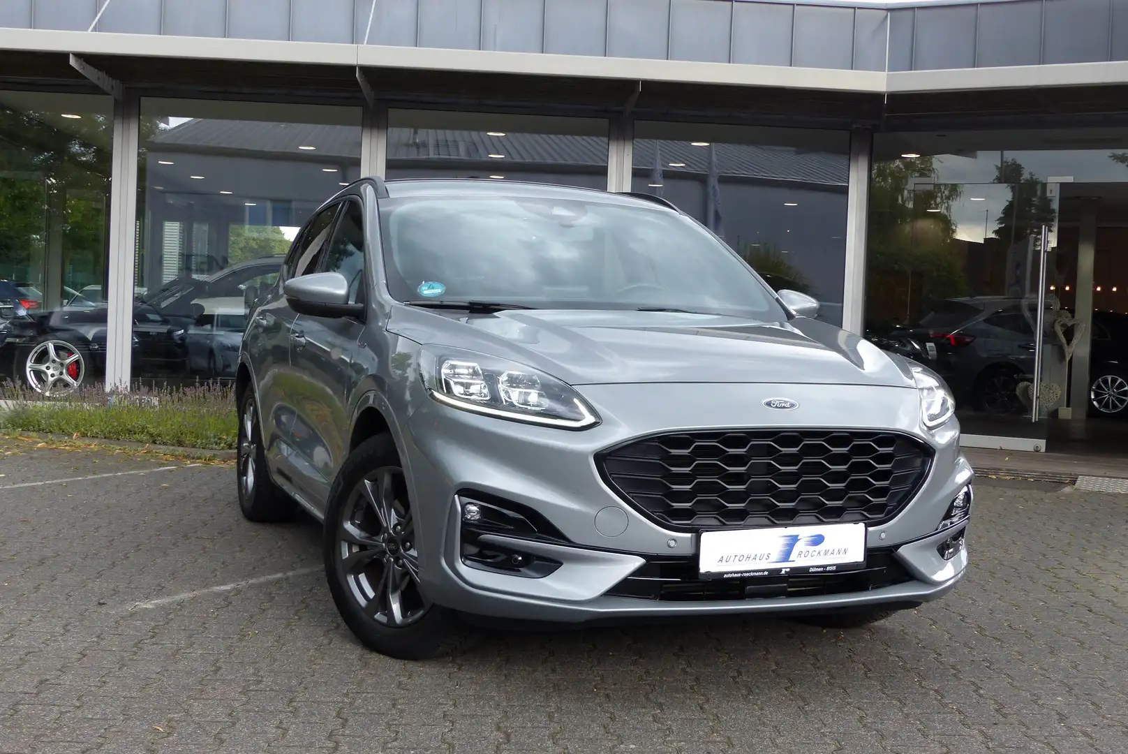 Ford Kuga ST-Line X AHK Navi Alcantara App Kamera Silber - 1