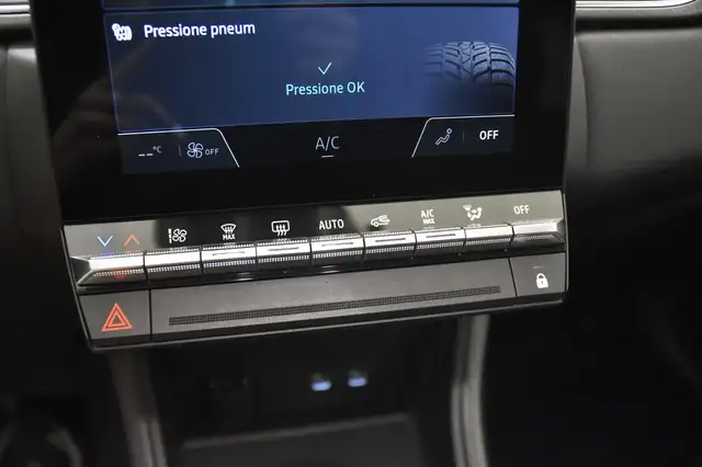 Renault Captur view 11