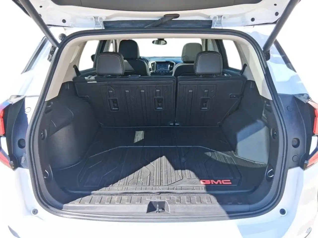 GMC Terrain снимка GMC Terrain