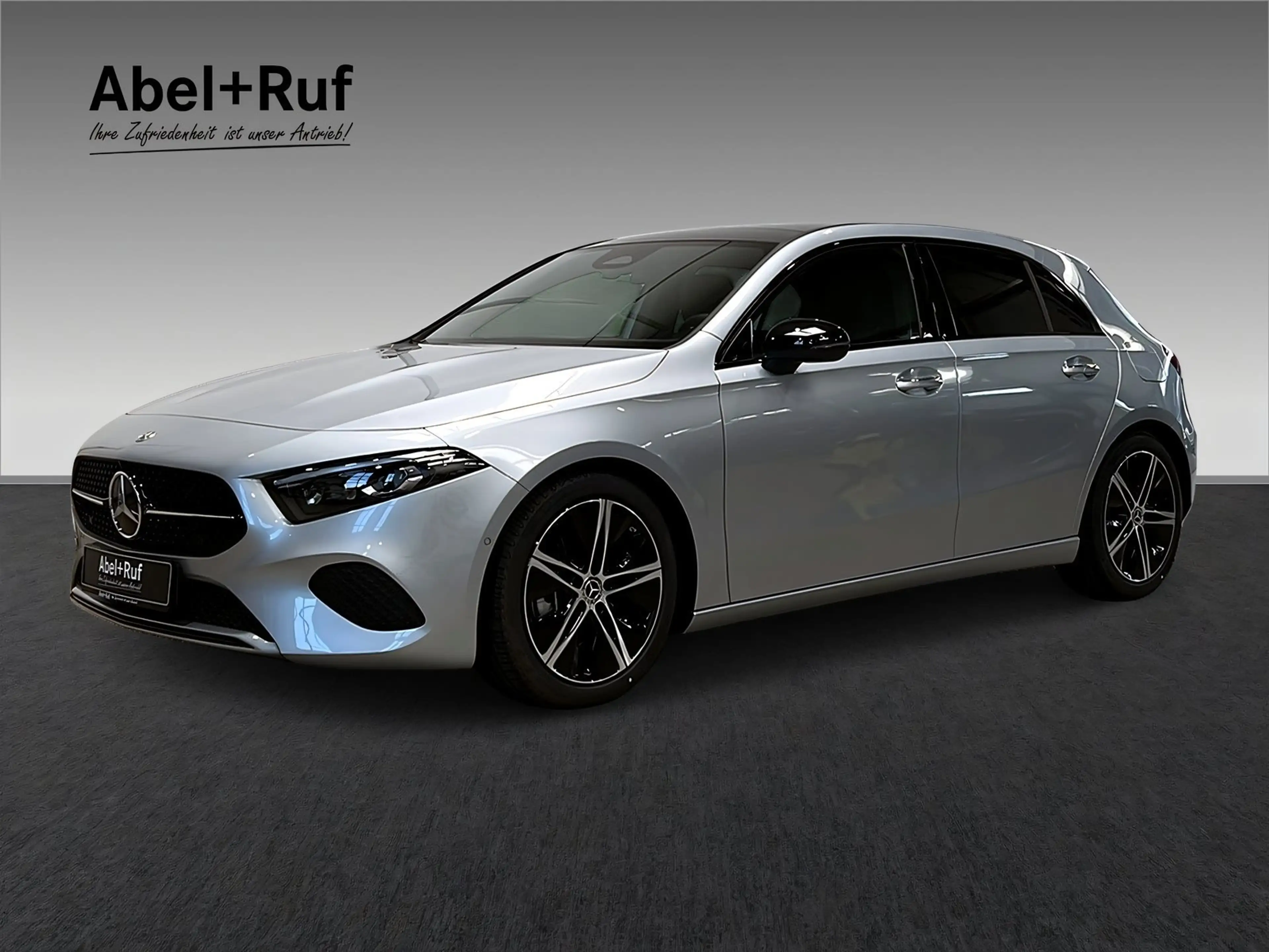 Mercedes-Benz A 200 PROGRESSIVE+NIGHT+MULTI+Pano+Kame+SHz+TotW