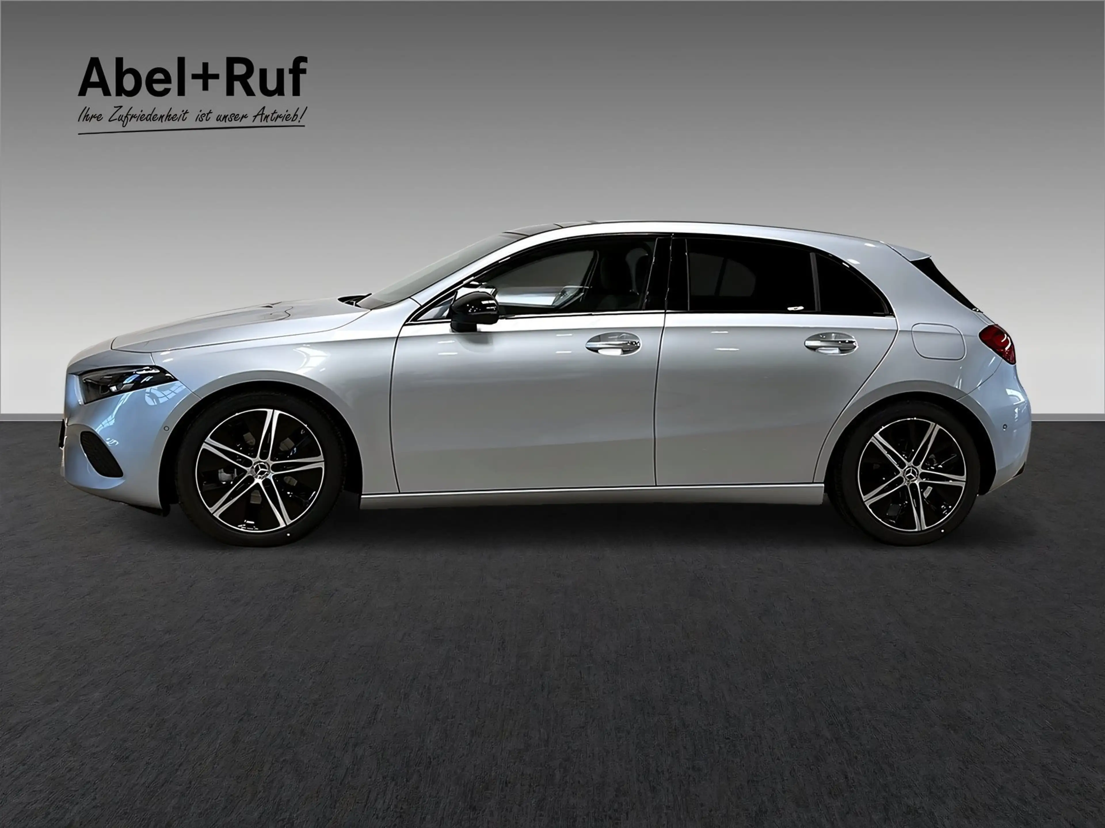 Mercedes-Benz A 200 PROGRESSIVE+NIGHT+MULTI+Pano+Kame+SHz+TotW — photo 4