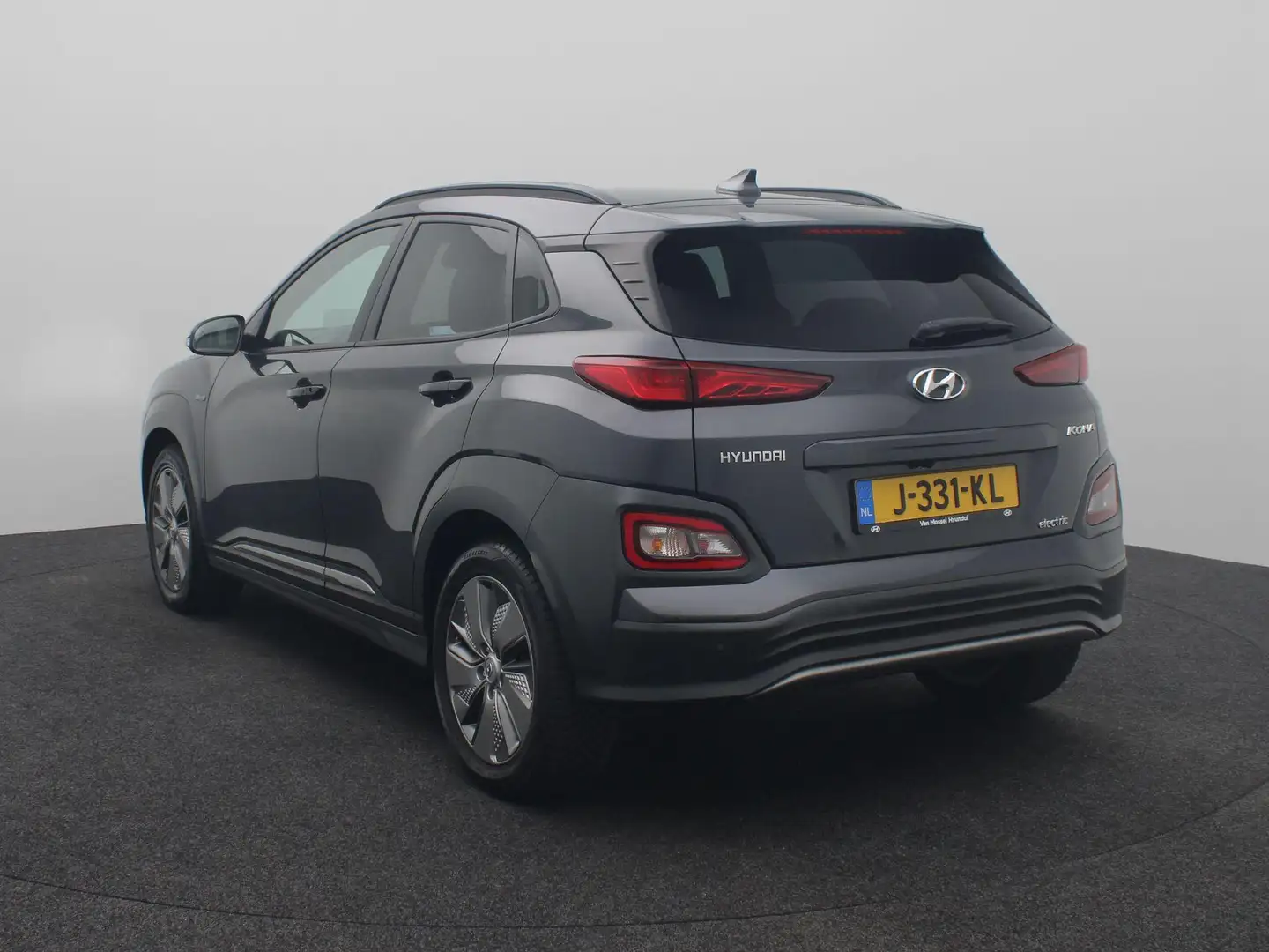 Hyundai KONA EV Fashion 64 kWh | Camera | Apple Carplay Android Grijs - 2