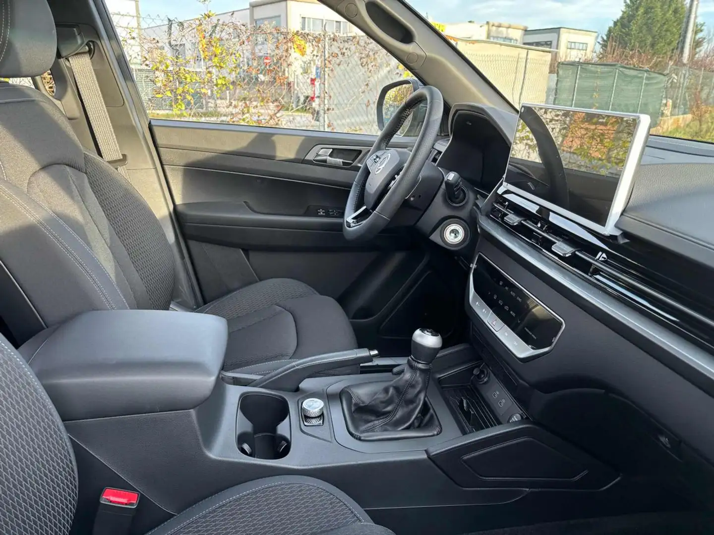 SsangYong Rexton Sports XL 2.2L 4WD Double Cab Road Grigio - 2