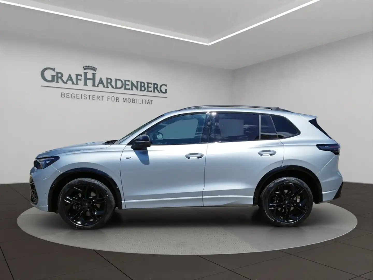 Volkswagen Tiguan 2.0 TSI 4Motion DSG R line AHK Panorama Silber - 2