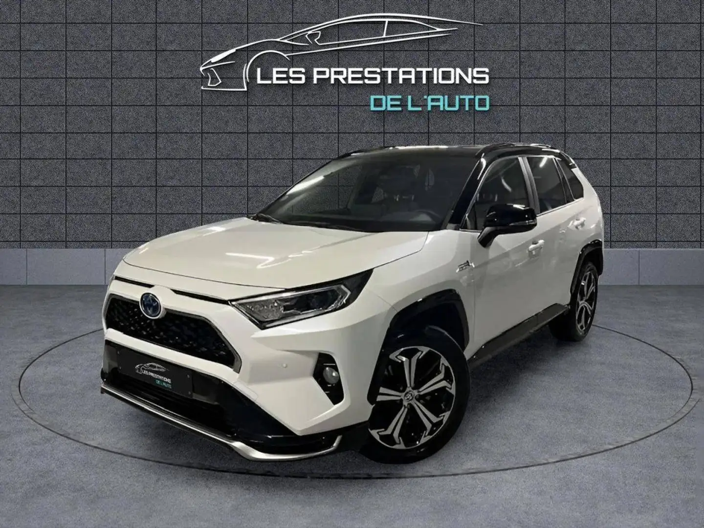 Toyota RAV 4 V Hybride Recharg 306ch Collection AWD Weiß - 1