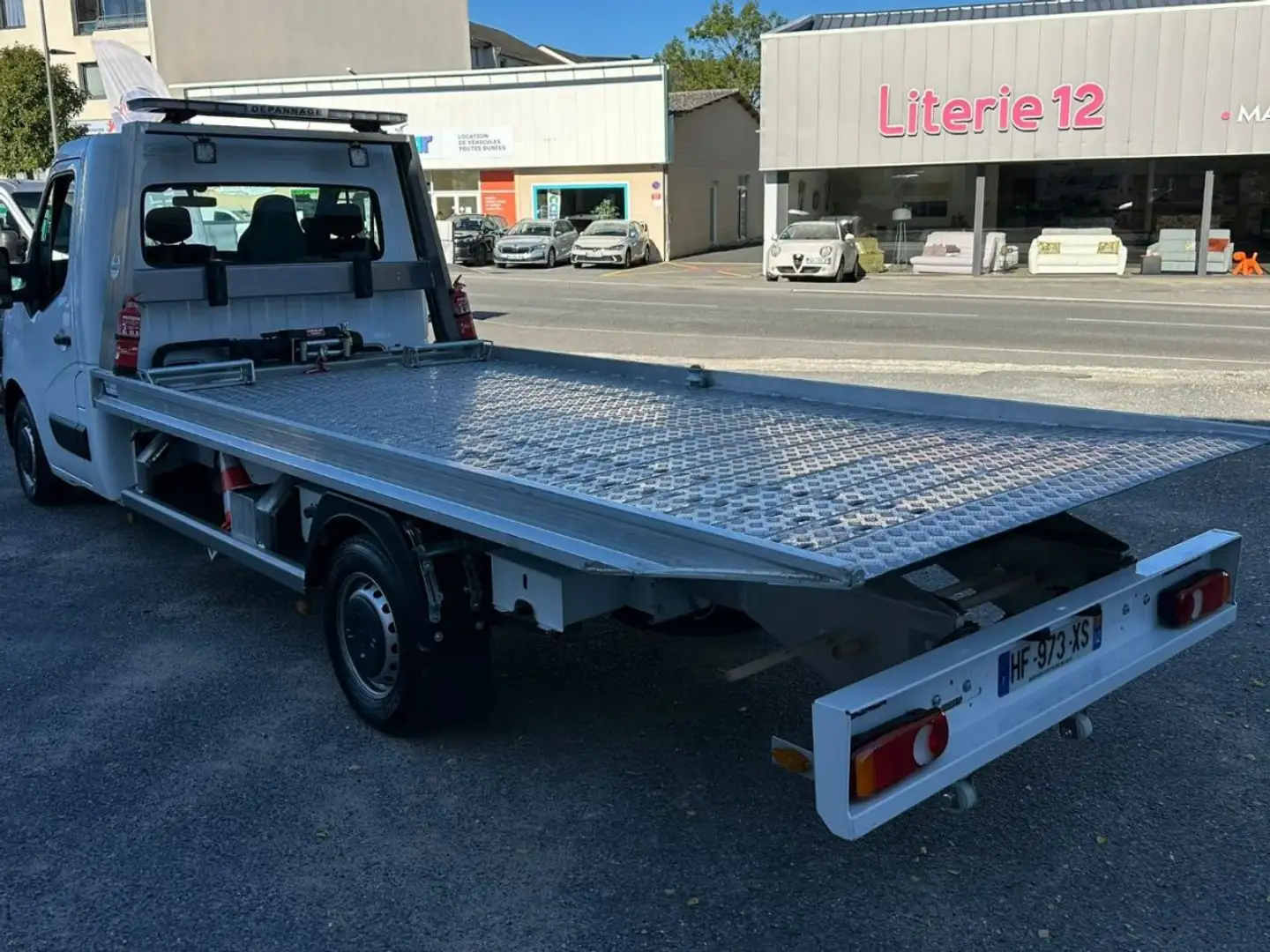 Renault Master 2.3 Dci 145 cv / Porte voiture basculant / Carte Blanche dépanneuse Noir - 2