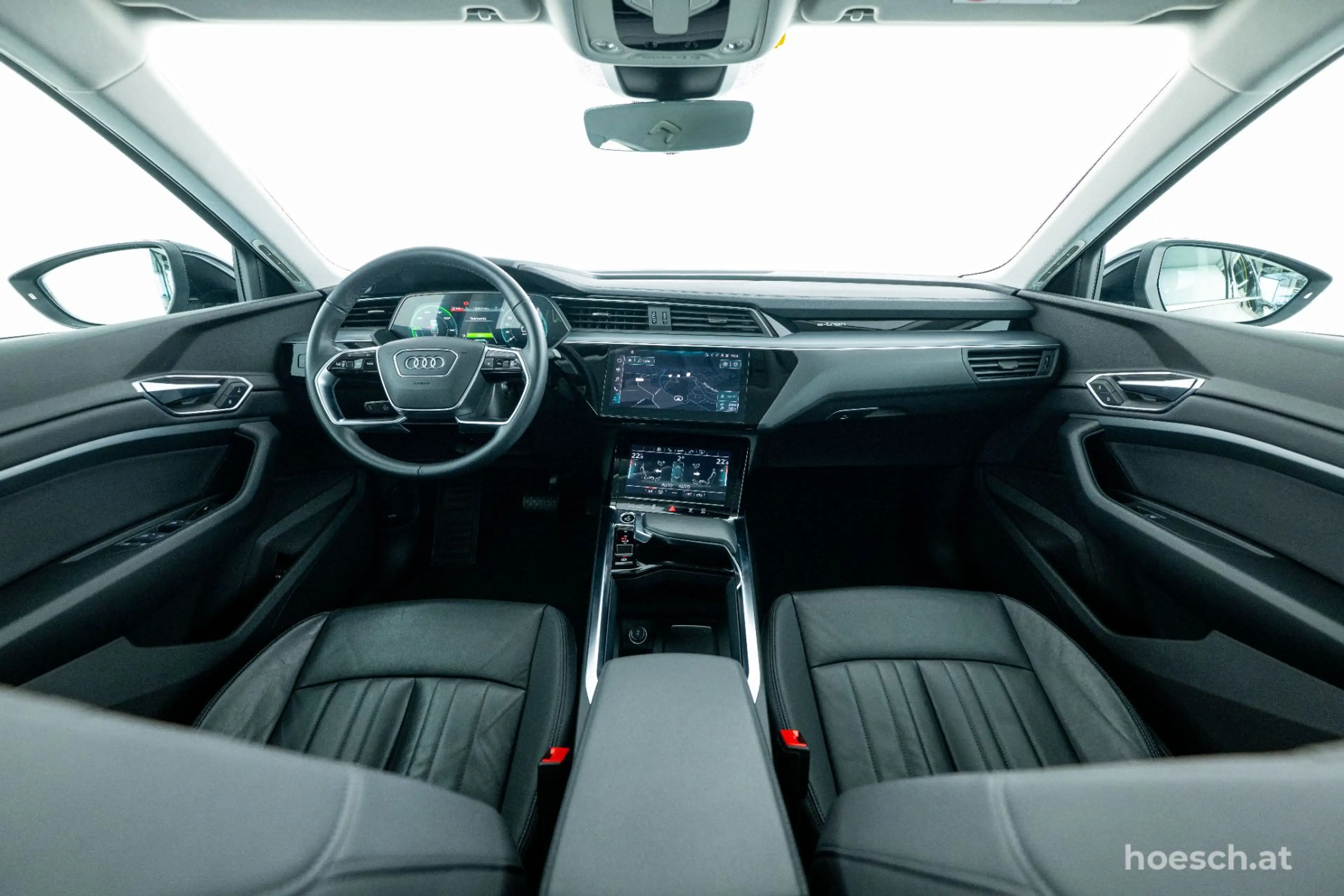 Audi e-tron SB 55 S-LINE MATRIX LEDER KAMERA 22 kW +++ — photo 5