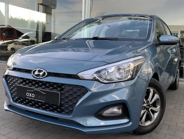 Hyundai i20 1.2i/ Airco /Camera/ CarPlay/ Bluetooth/ Garantie