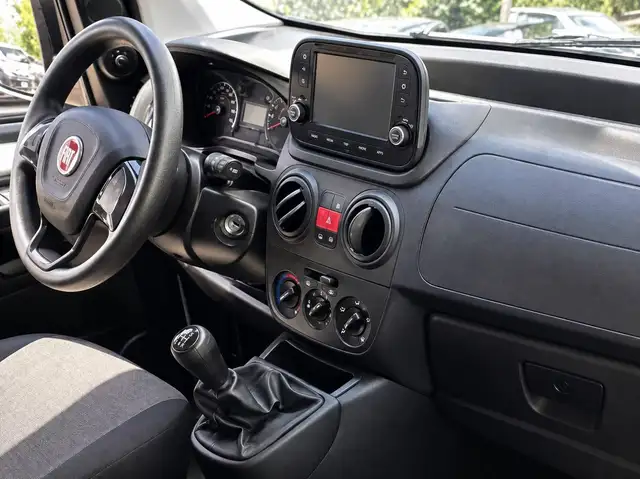 Fiat Fiorino view 3