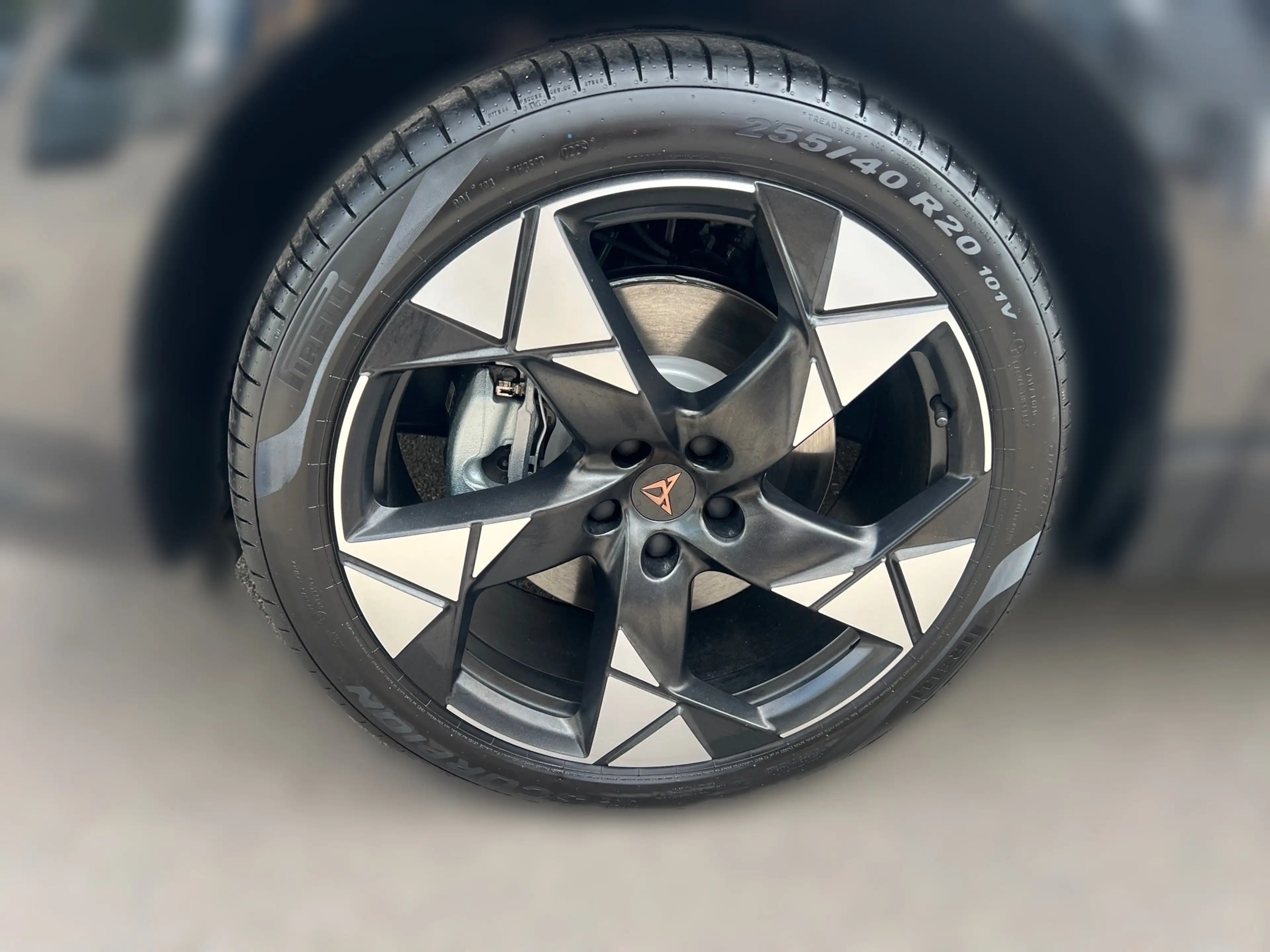 CUPRA Terramar 1.5 e-HYBRID DSG HD-Matrix Scheinwerfer*20 Zoll Le — photo 6