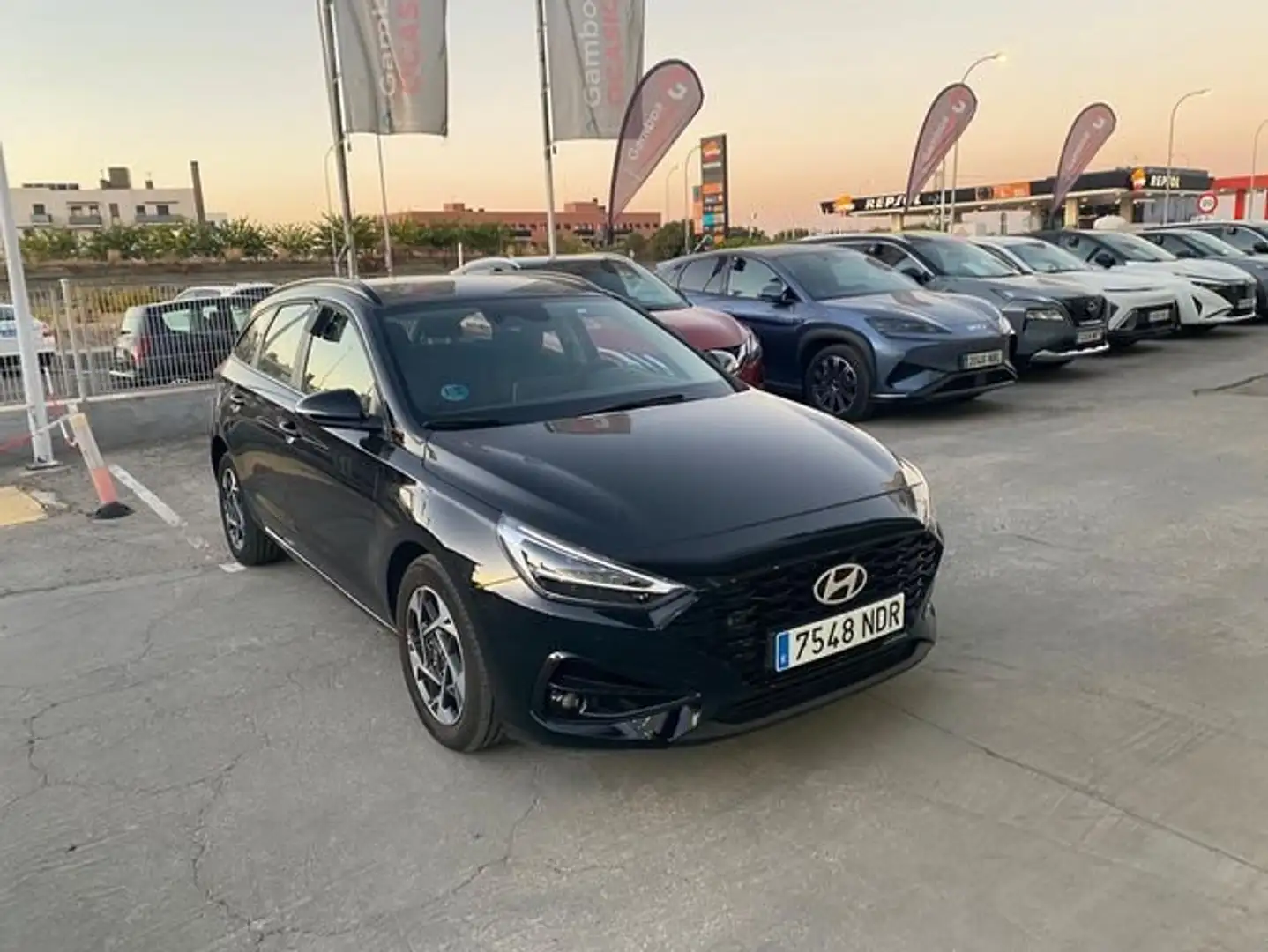Hyundai i30 1.0 TGDI 48V Klass Negro - 2