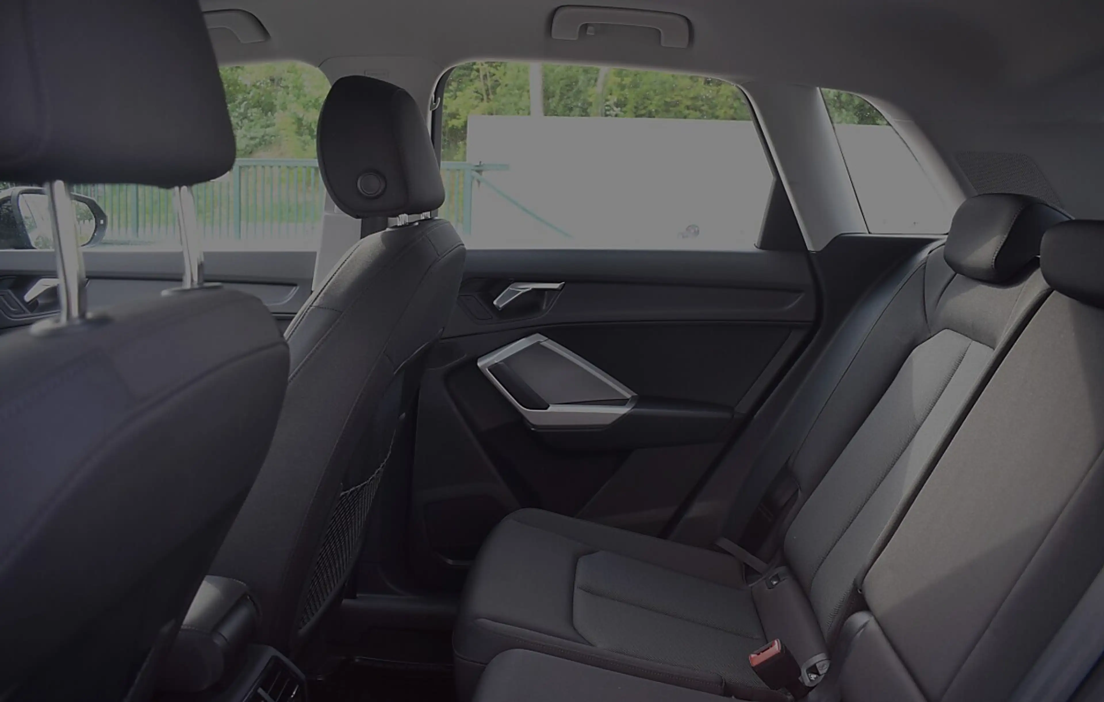 Audi Q3 35 TDI quattro intense S-tronic — photo 10