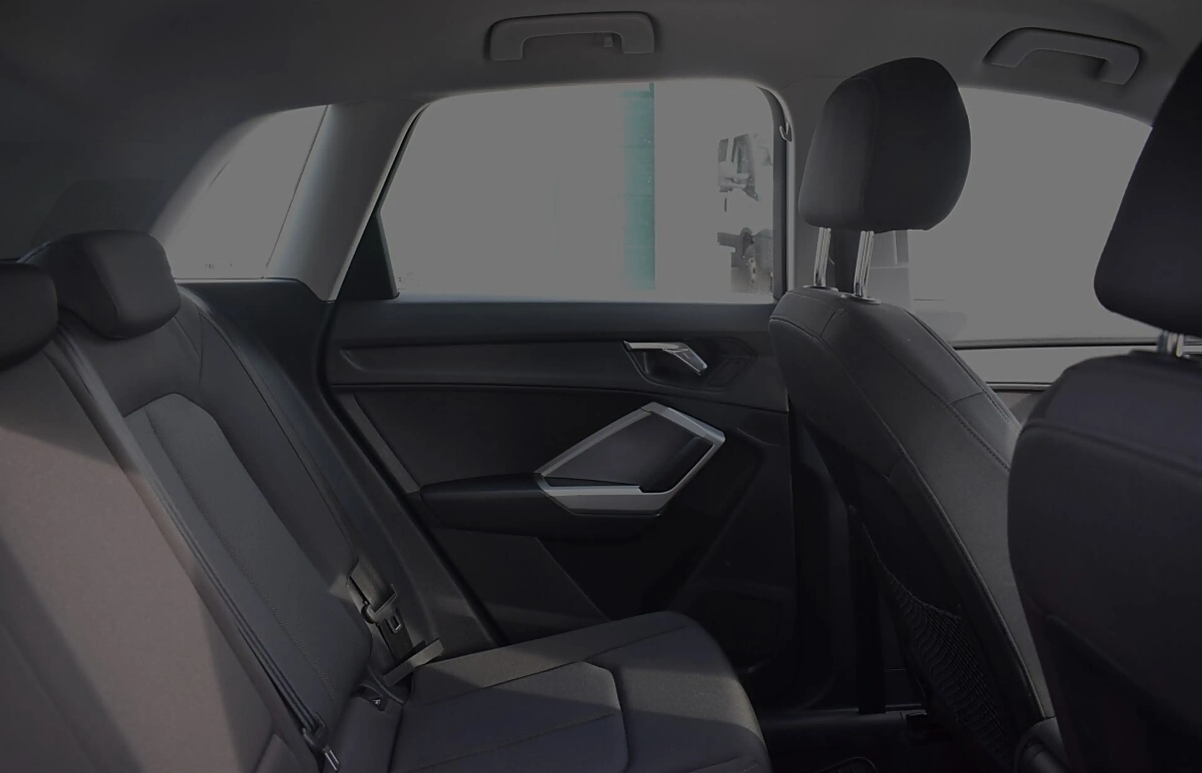 Audi Q3 35 TDI quattro intense S-tronic — photo 11