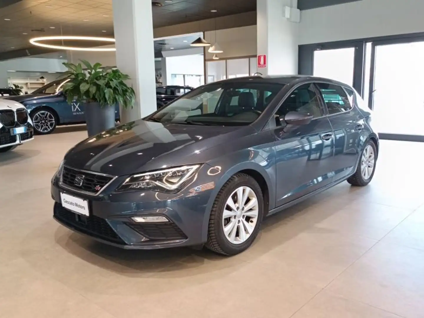 SEAT Leon 1.5 ecotsi act FR 150cv dsg Szary - 1