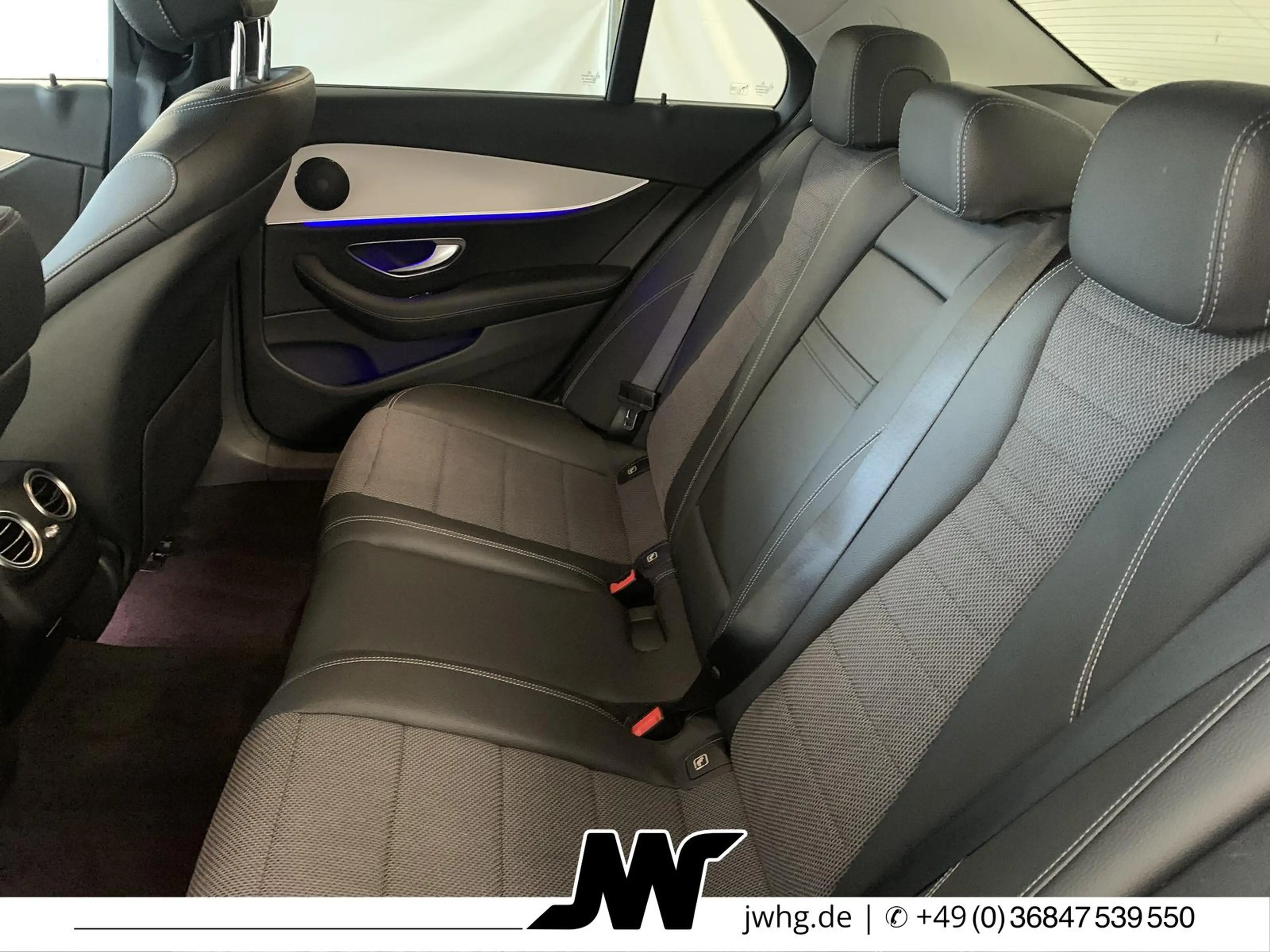 Mercedes-Benz E 200 Lim AMG DISTRONIC/WIDESCR/19Z/KAM/MEMORY — photo 11